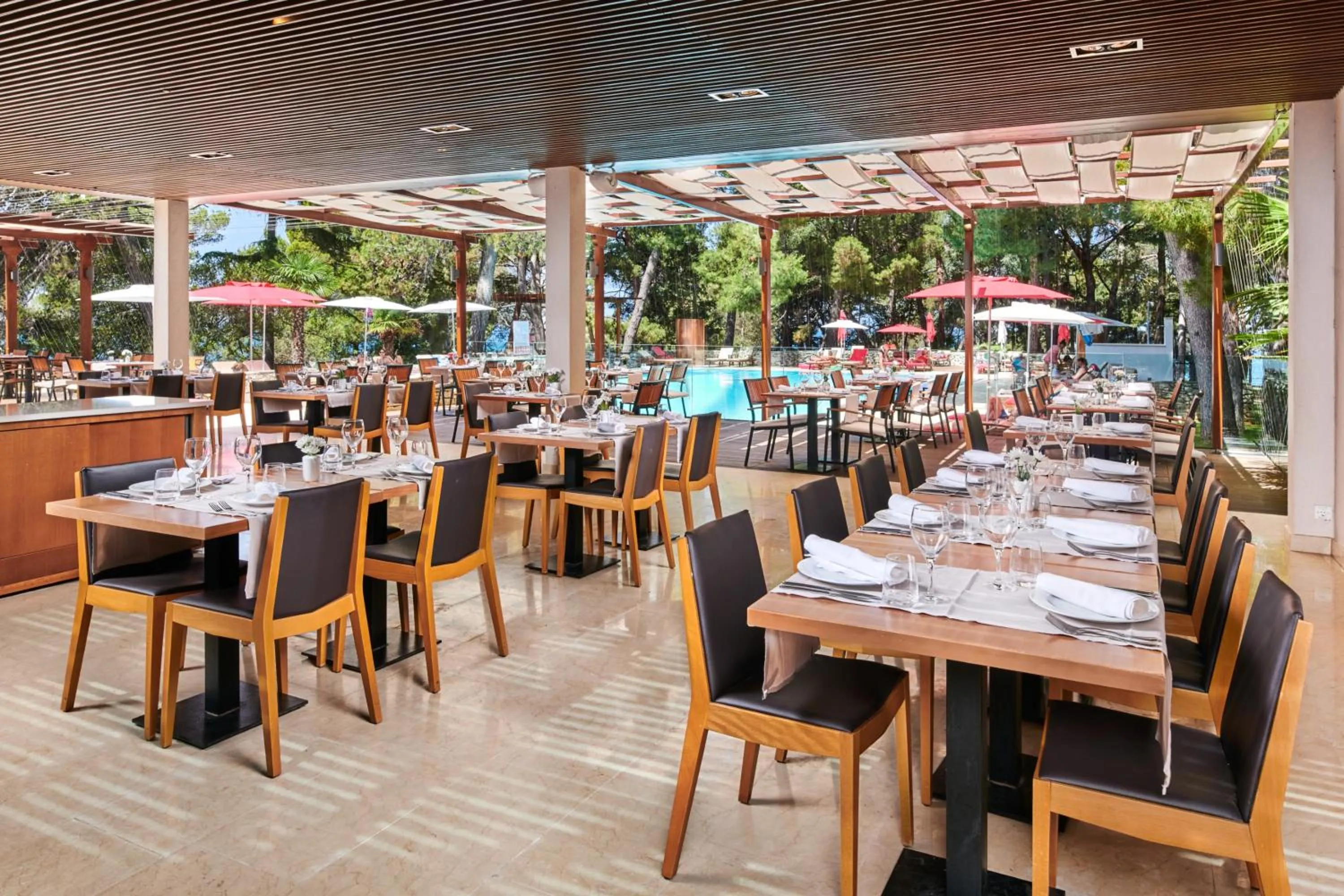 Restaurant/places to eat in Apartments Galijot Plava Laguna