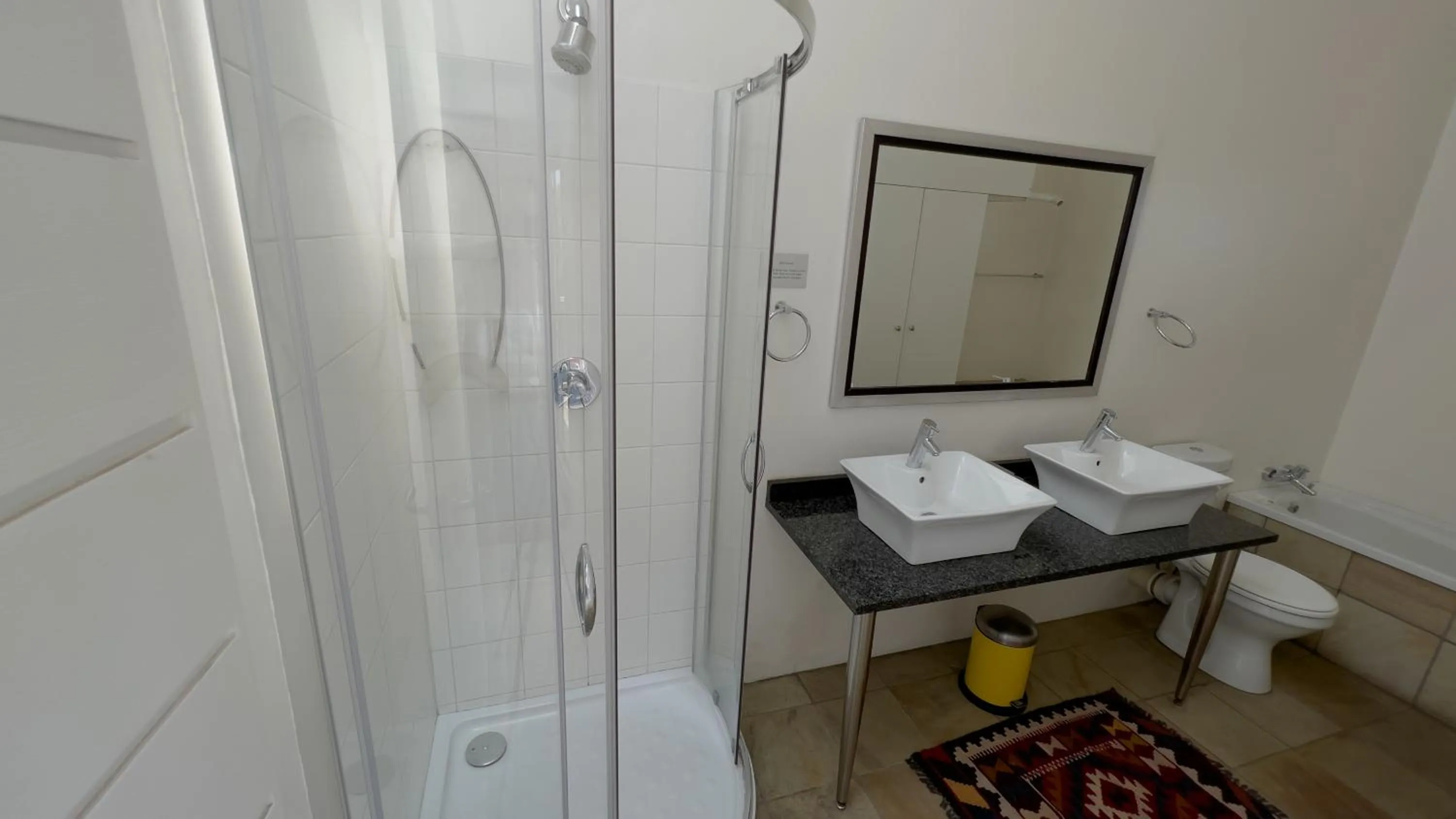 Bathroom in Orangerie Guest House