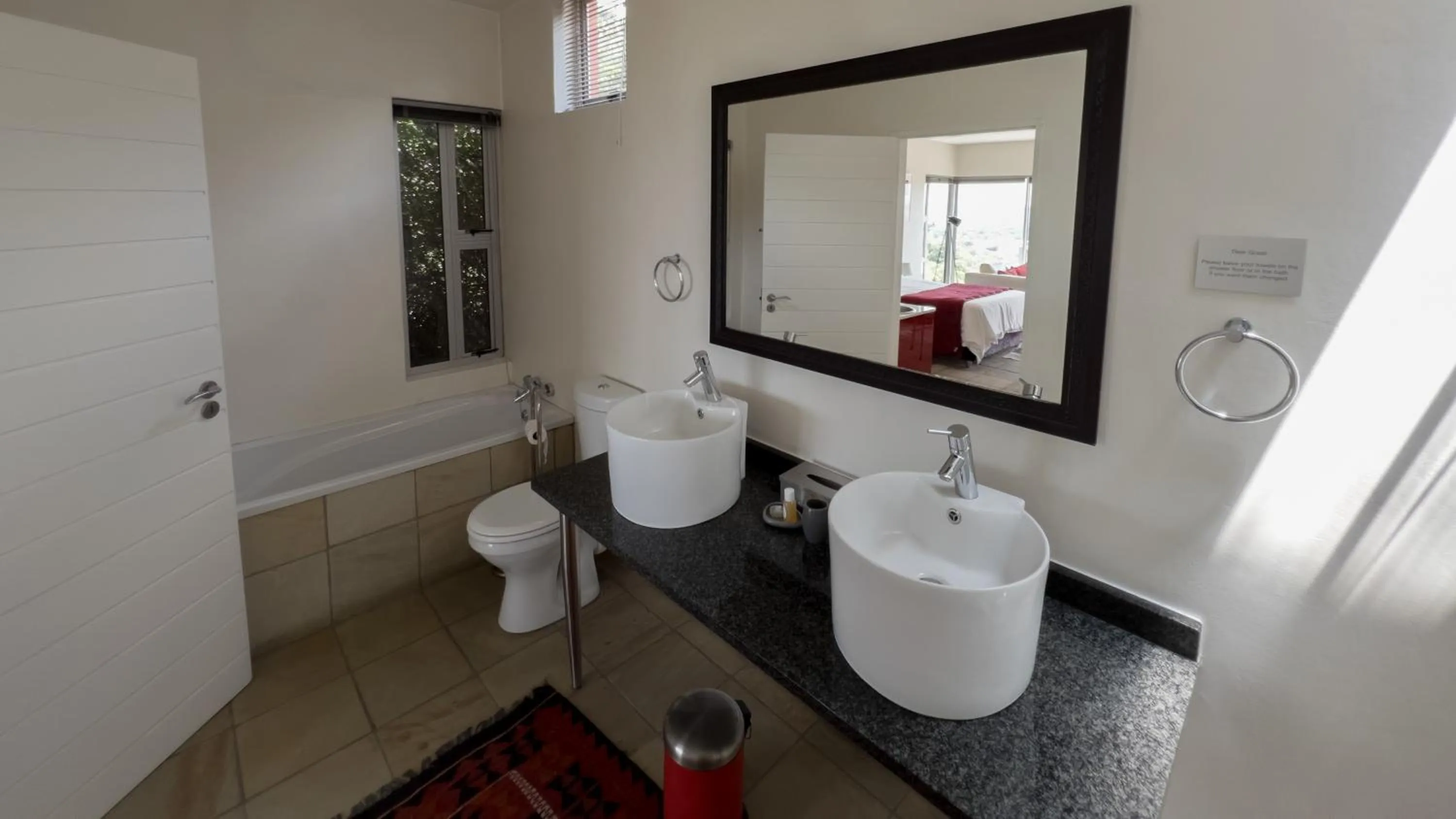 Bathroom in Orangerie Guest House