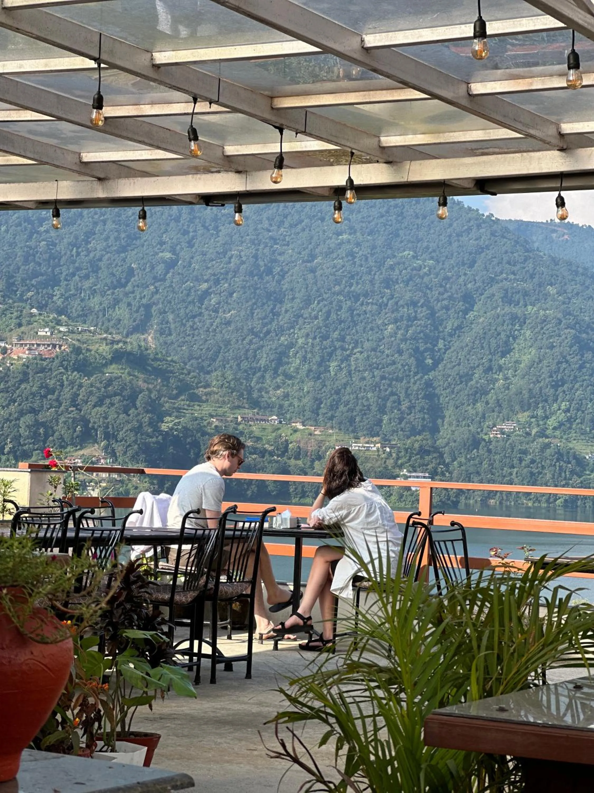 Restaurant/places to eat in Hotel Adam