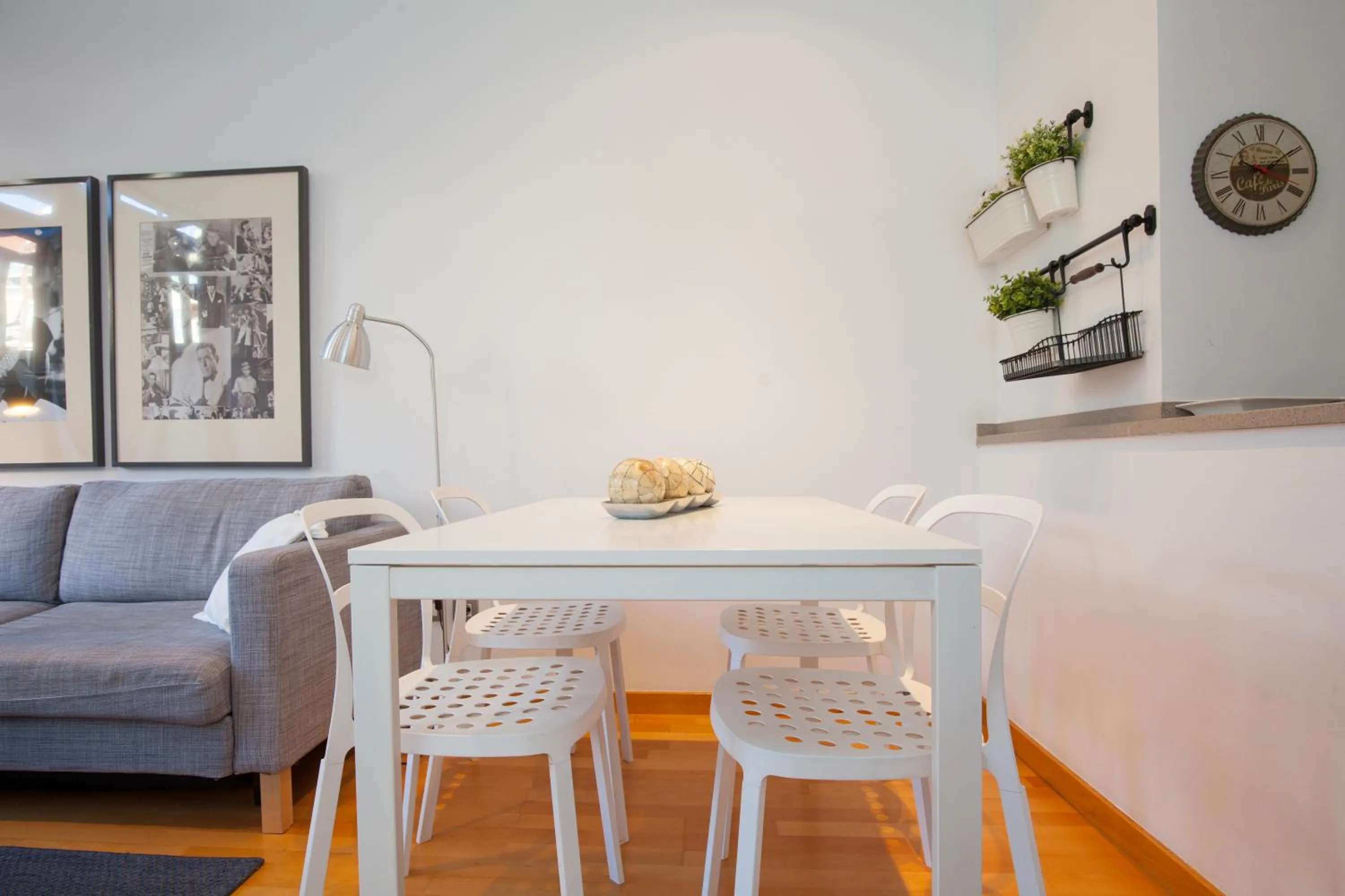 Dining area in Flateli Llúria