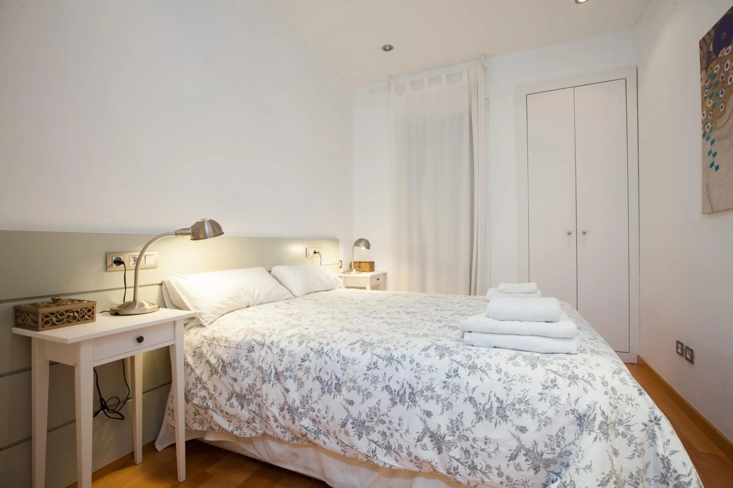 Bed in Flateli Llúria
