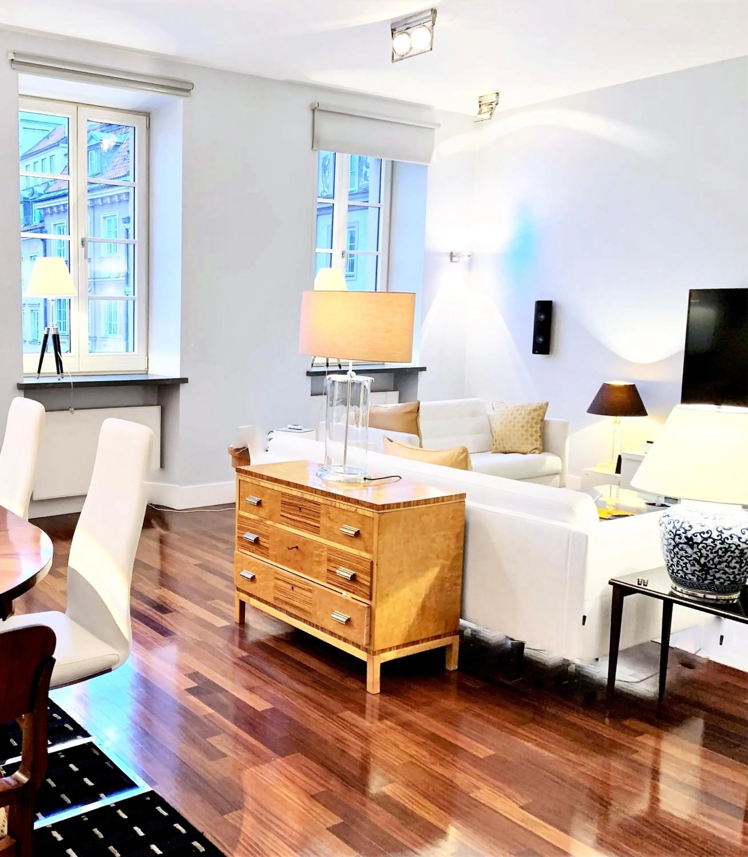 Living room in MONDRIAN Luxury Suites & Apartments Market Square IV