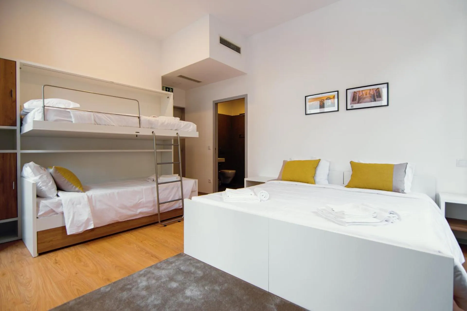 Photo of the whole room, Bed in HI Braga - Pousada de Juventude