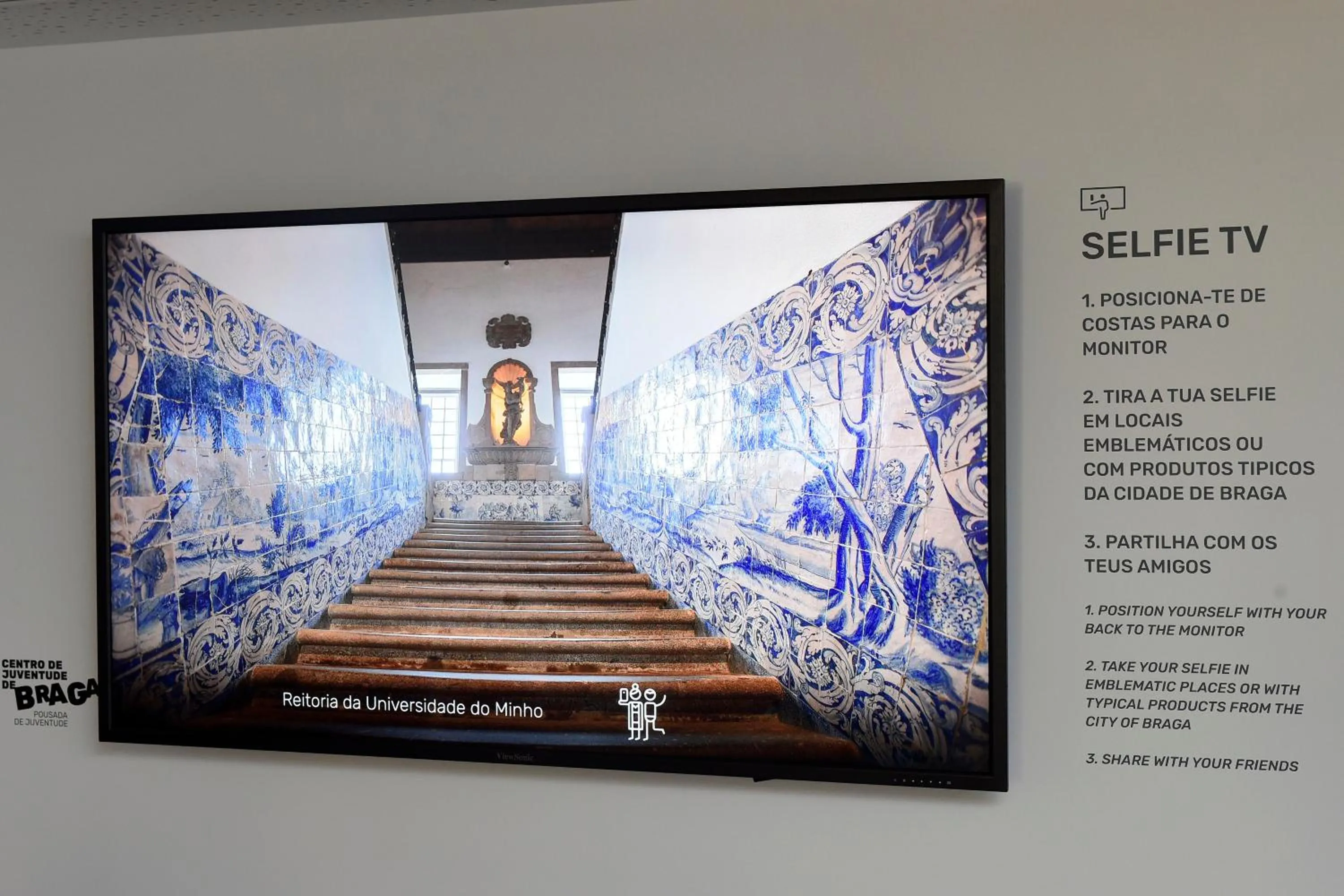 Communal lounge/ TV room in HI Braga - Pousada de Juventude