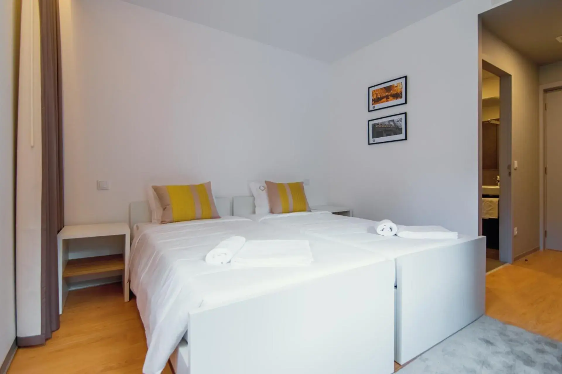 Superior Double or Twin Room in HI Braga - Pousada de Juventude Superior Double or Twin Room in HI Braga - Pousada de Juventude