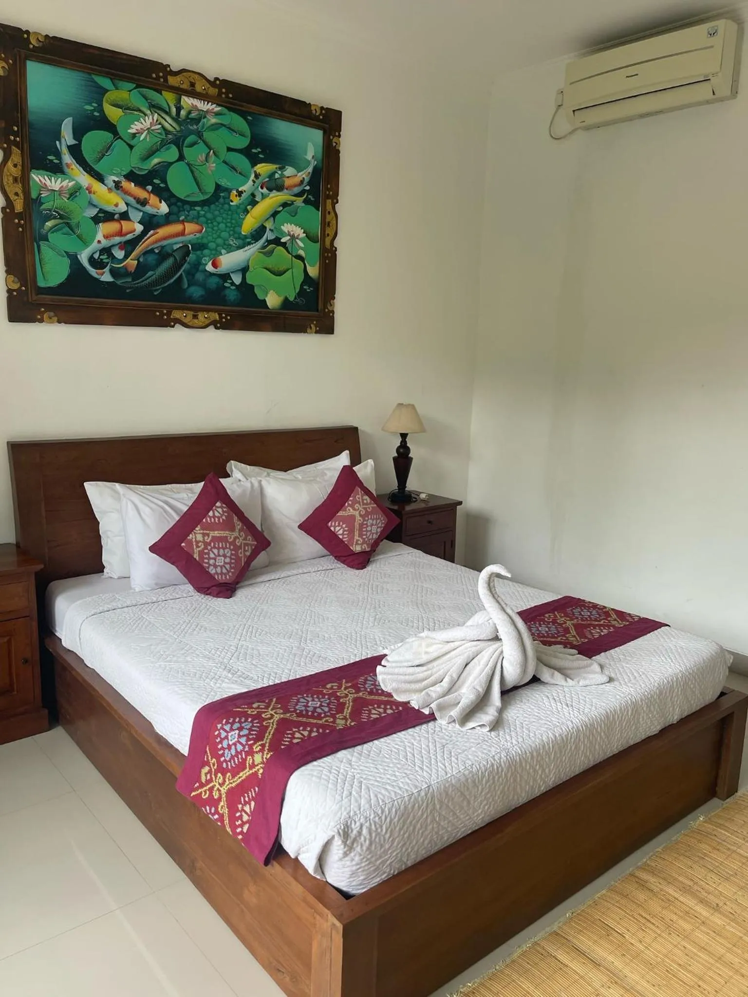 Budget Double Room in Nugraha Guest House 2