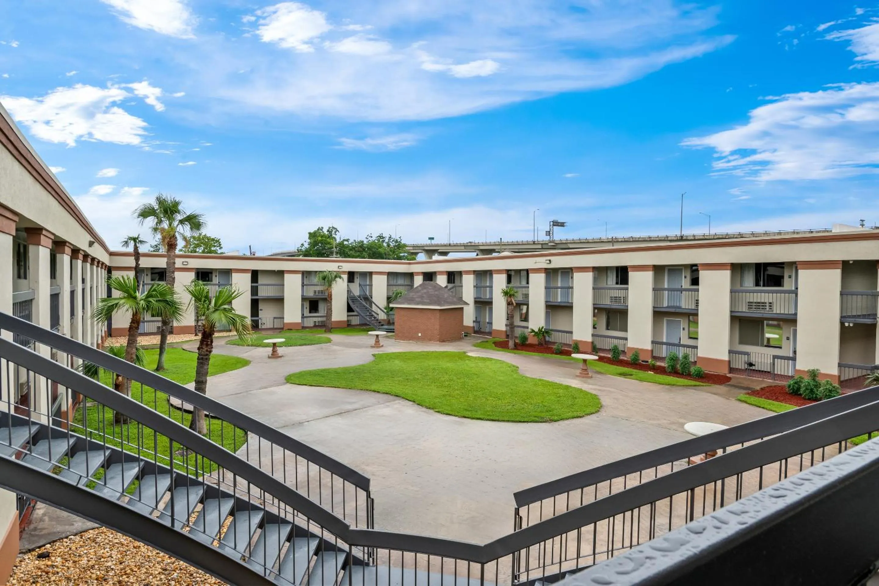 Property building in Quality Inn Harvey - New Orleans