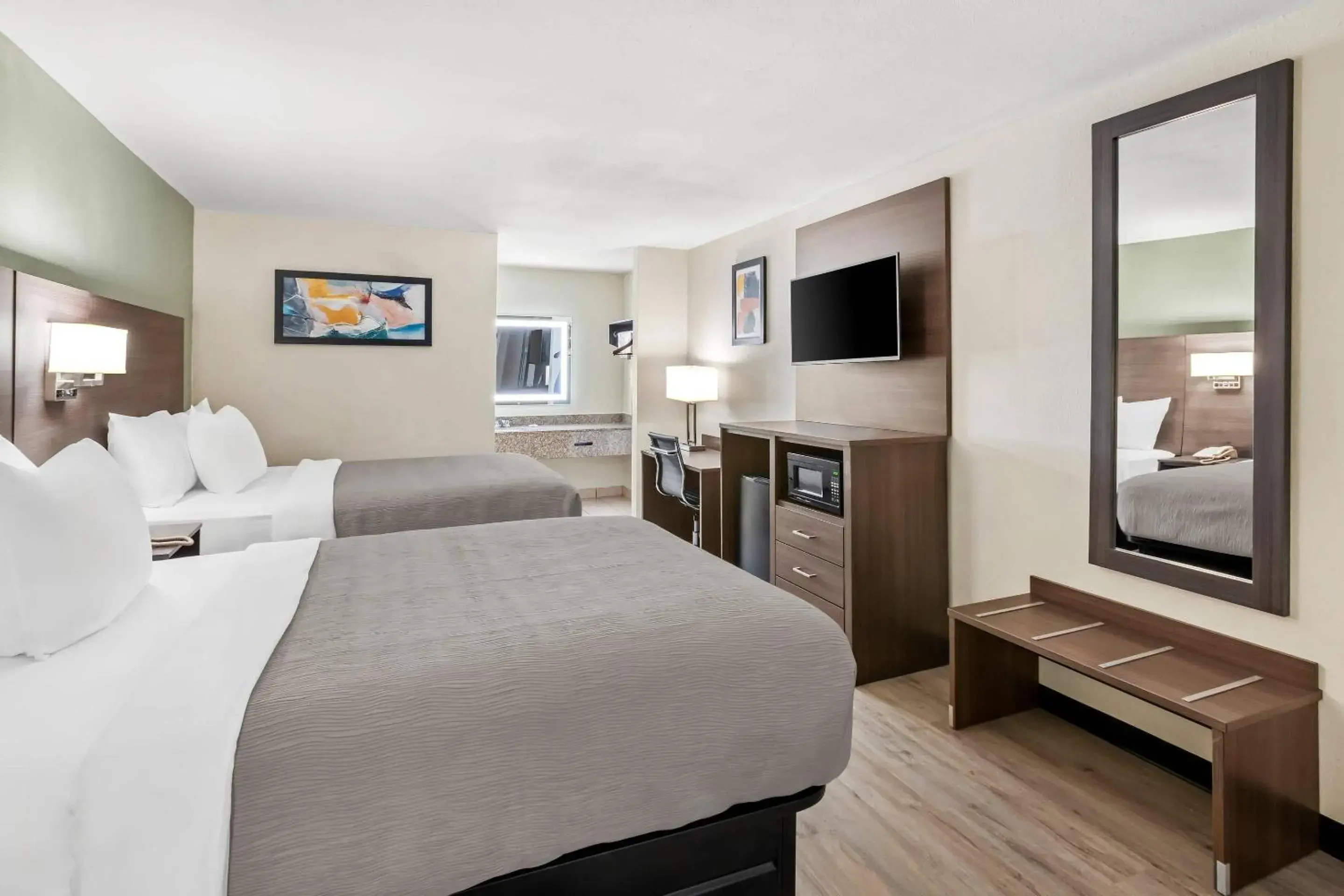 Bedroom, Bed in Quality Inn Harvey - New Orleans Bedroom, Bed in Quality Inn Harvey - New Orleans