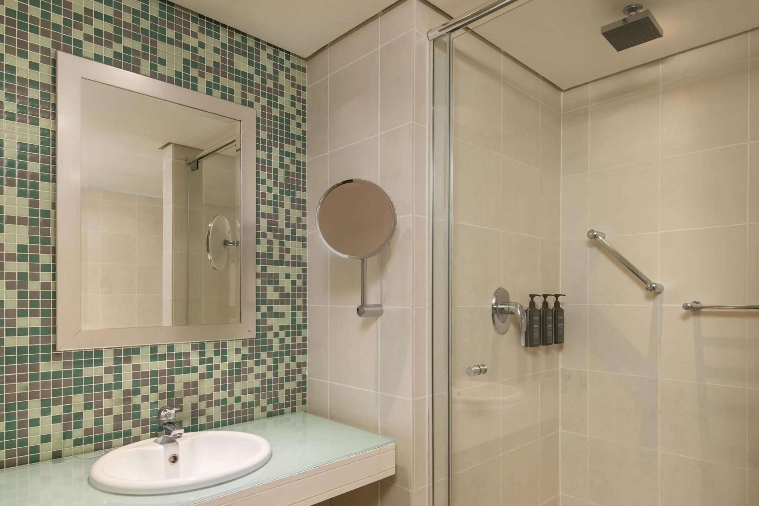 Bathroom in Sheraton Kampala Hotel