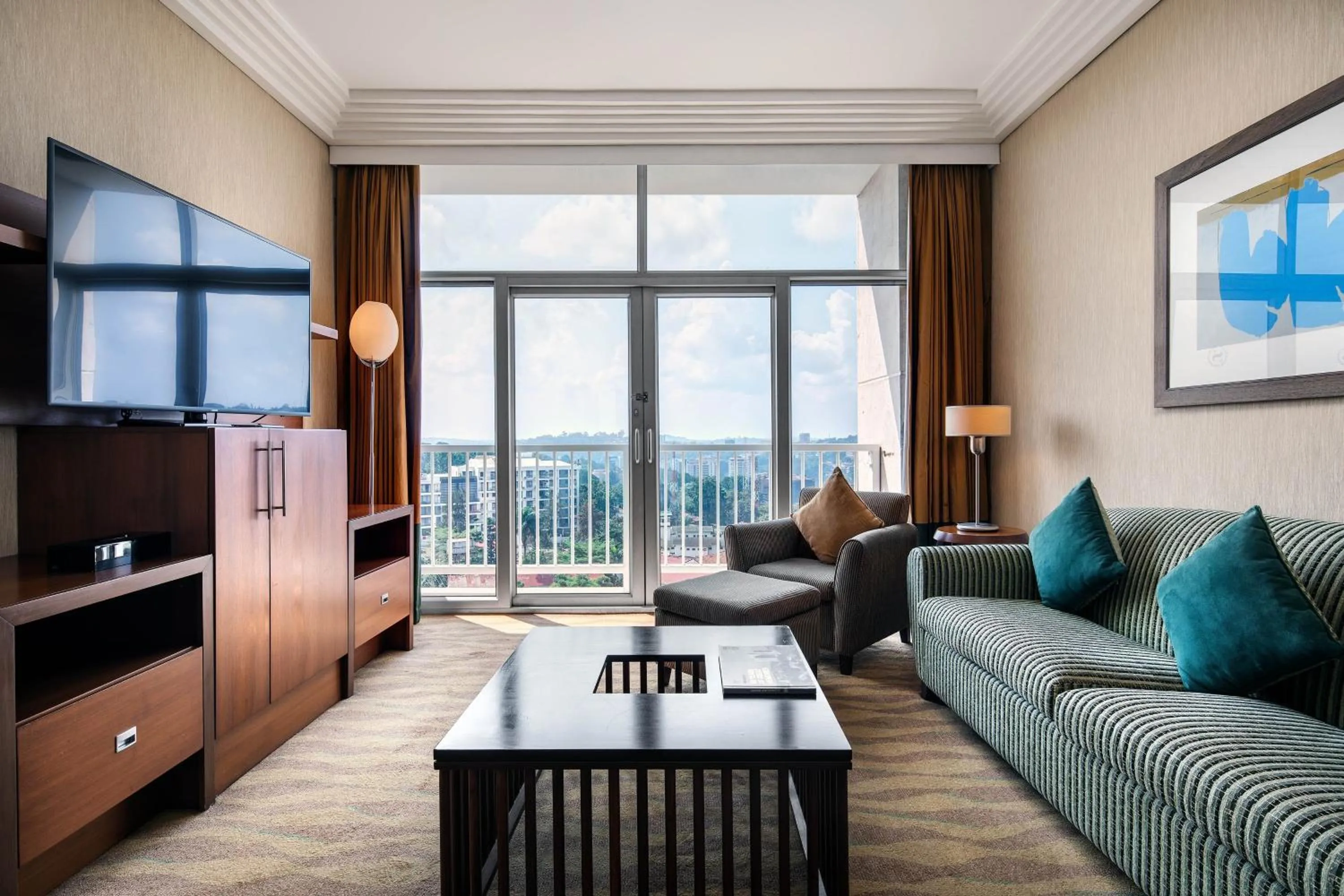 Living room in Sheraton Kampala Hotel