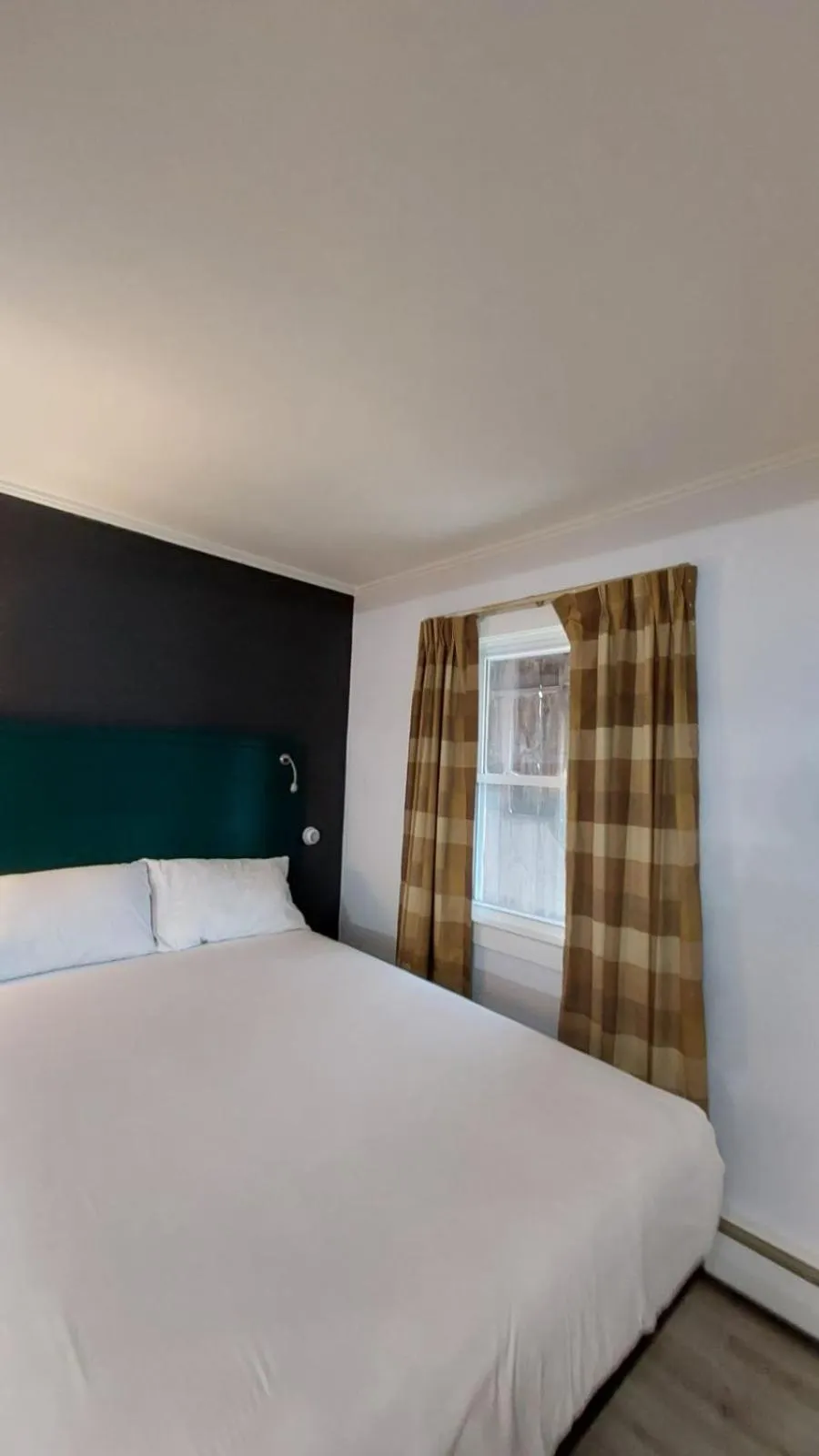 Bed in Village Motel