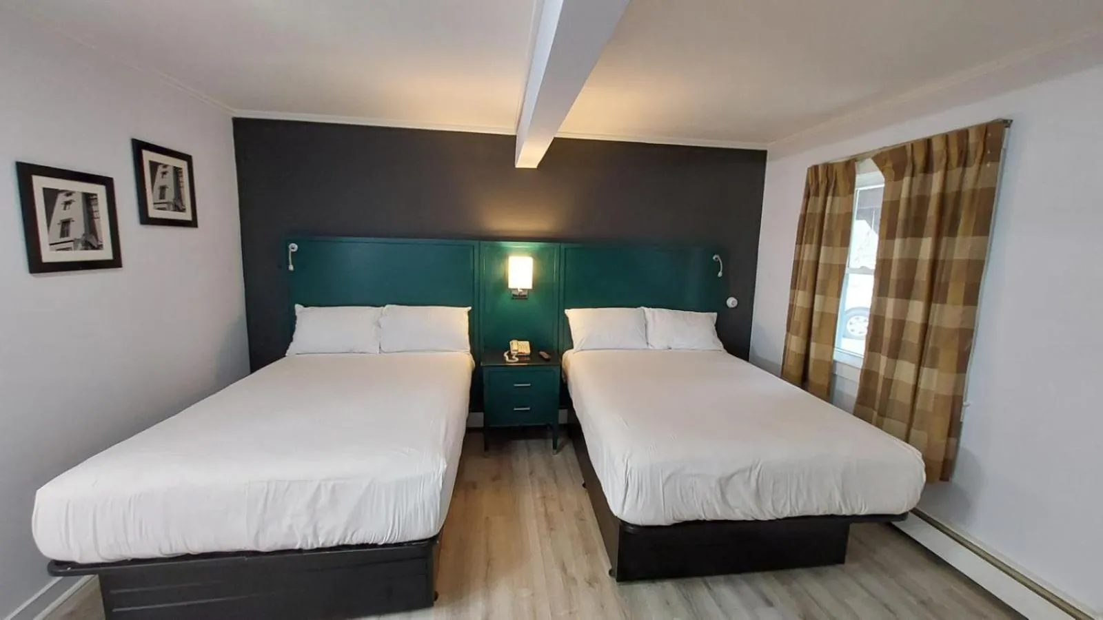 Bed in Village Motel