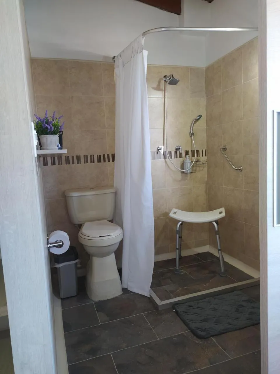 Shower in Platinum Hotel