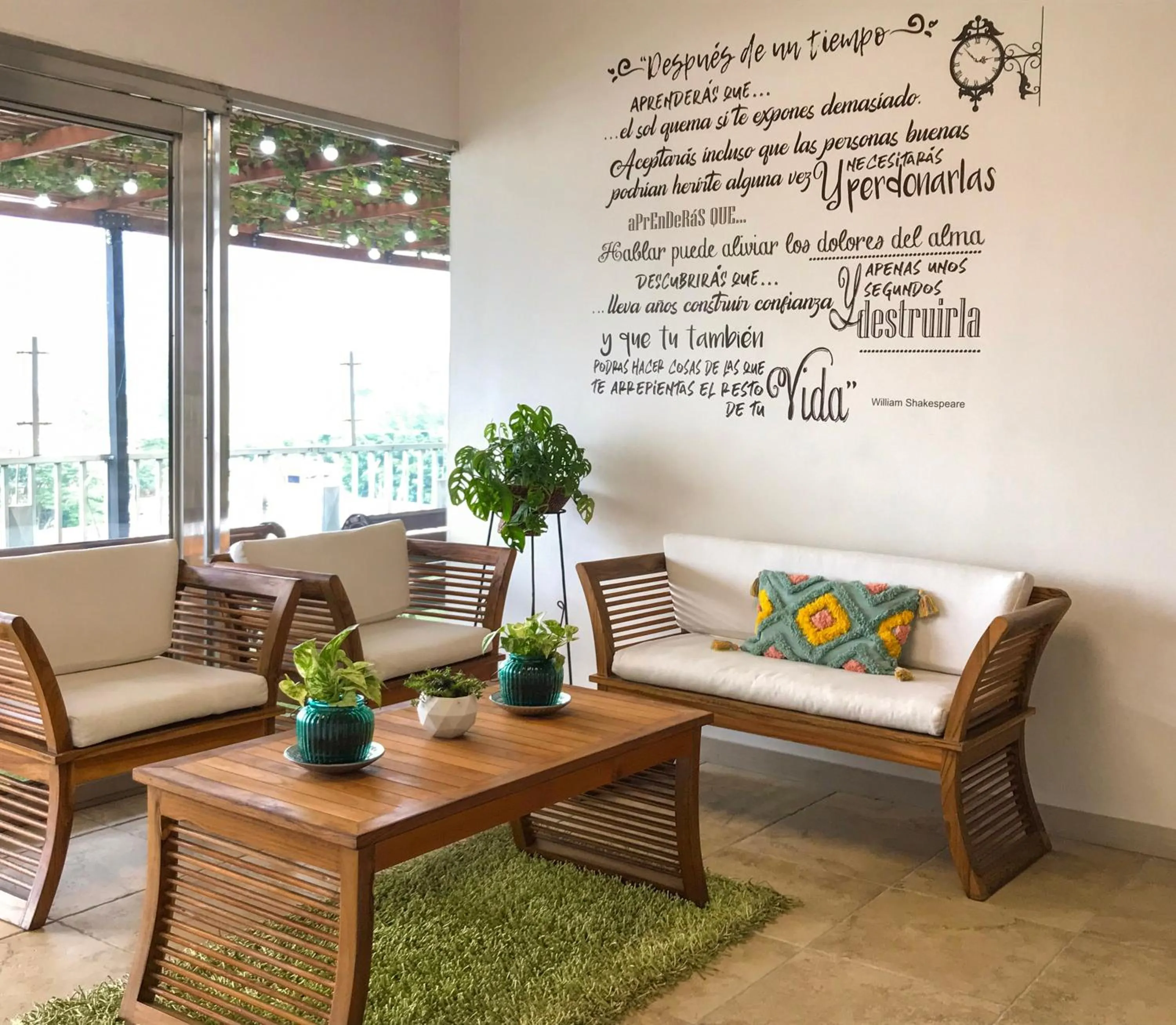 Living room in Platinum Hotel