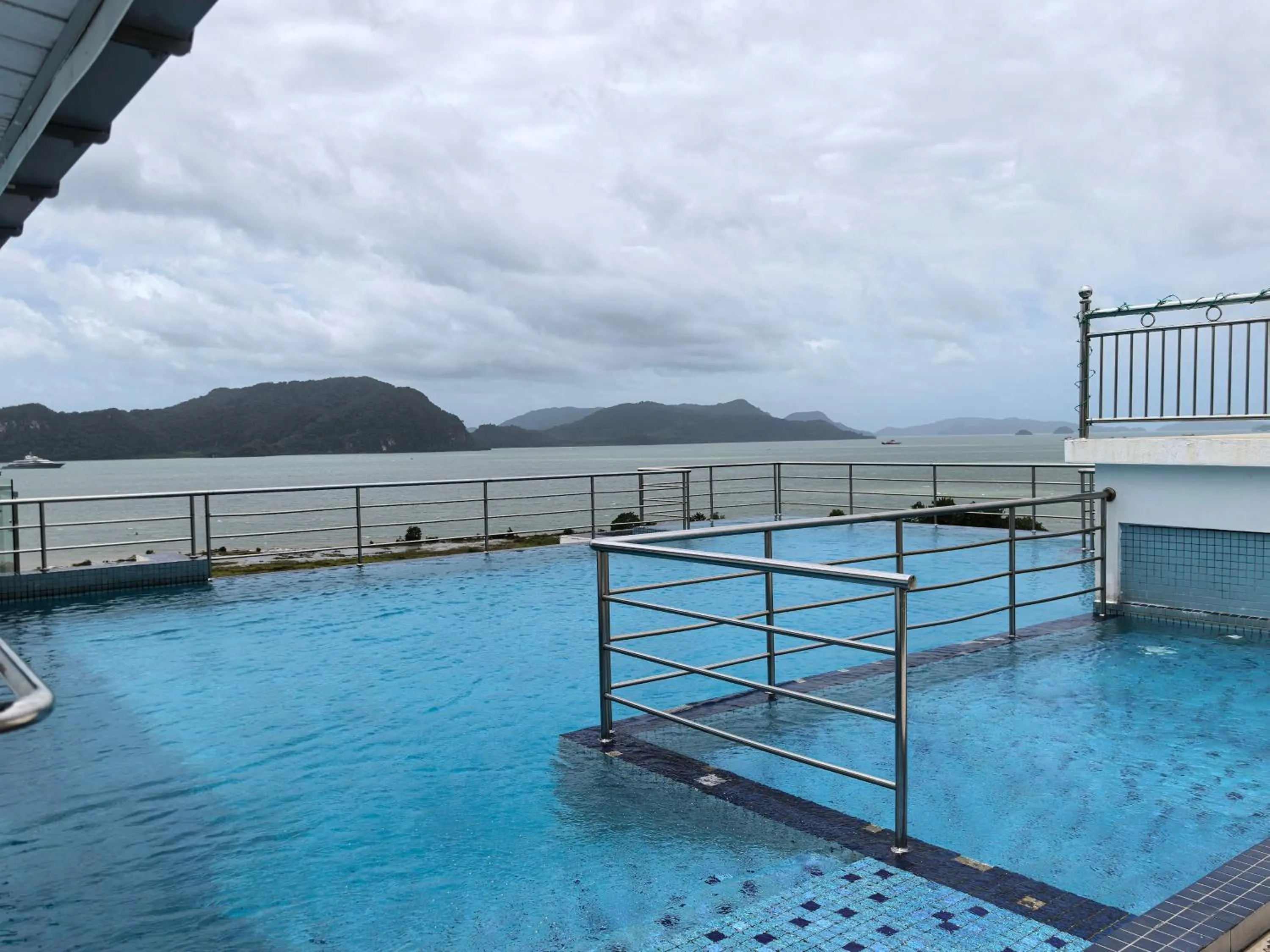 Langkawi Simfoni Cassia Suite 06 9 Pax