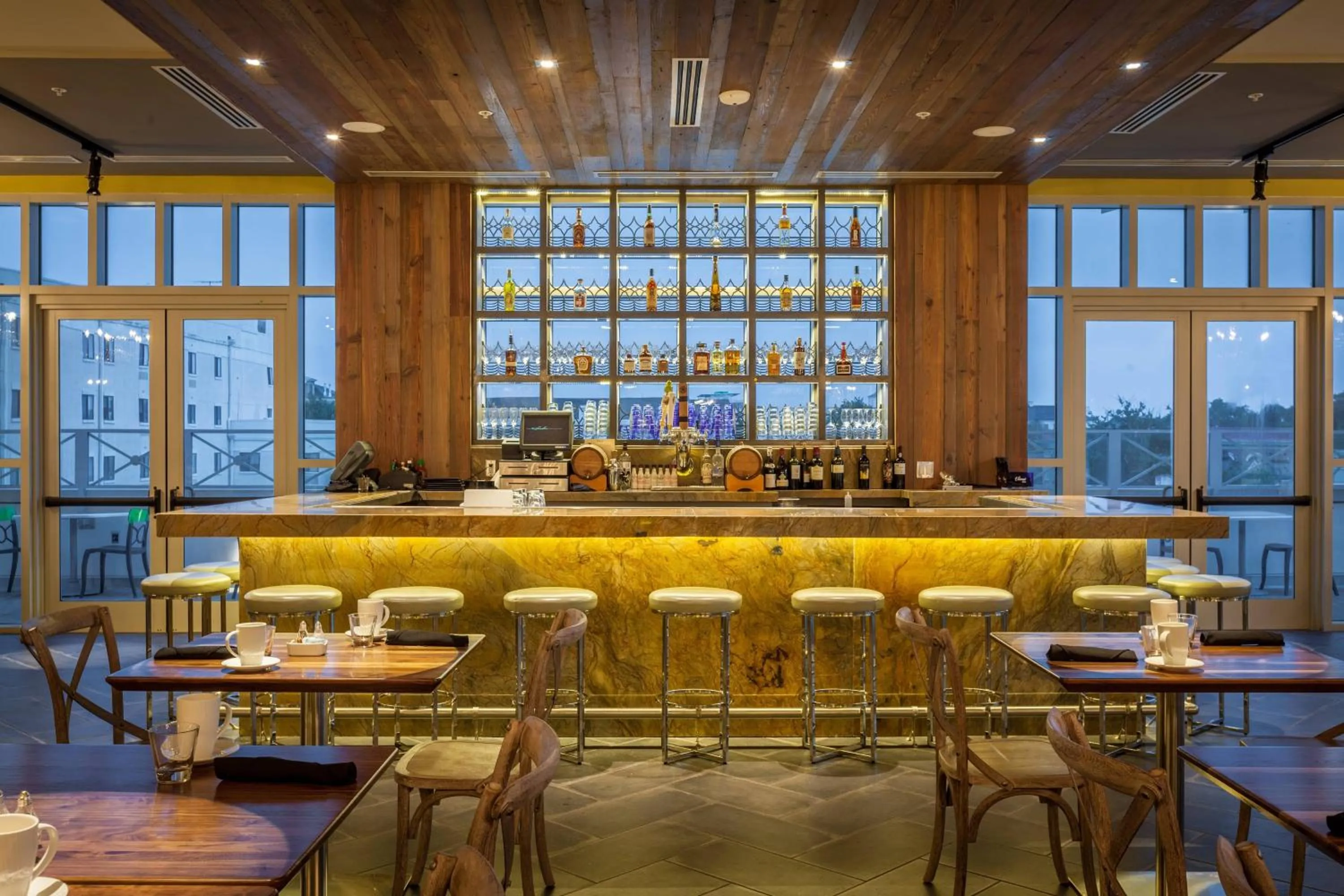 Restaurant/places to eat in Grand Bohemian Charleston, Autograph Collection