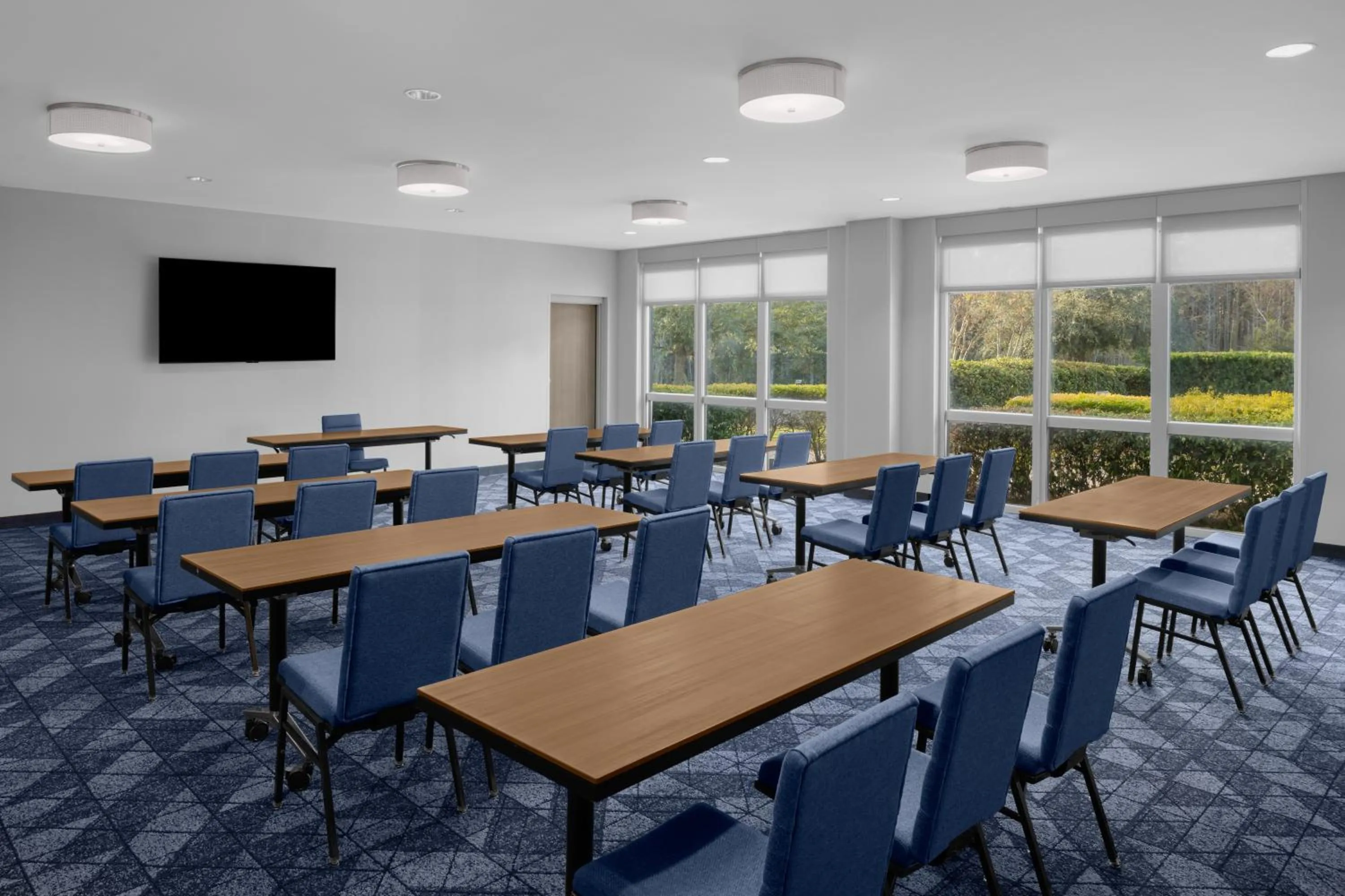 Meeting/conference room in Courtyard by Marriott Orlando South/Grande Lakes Area