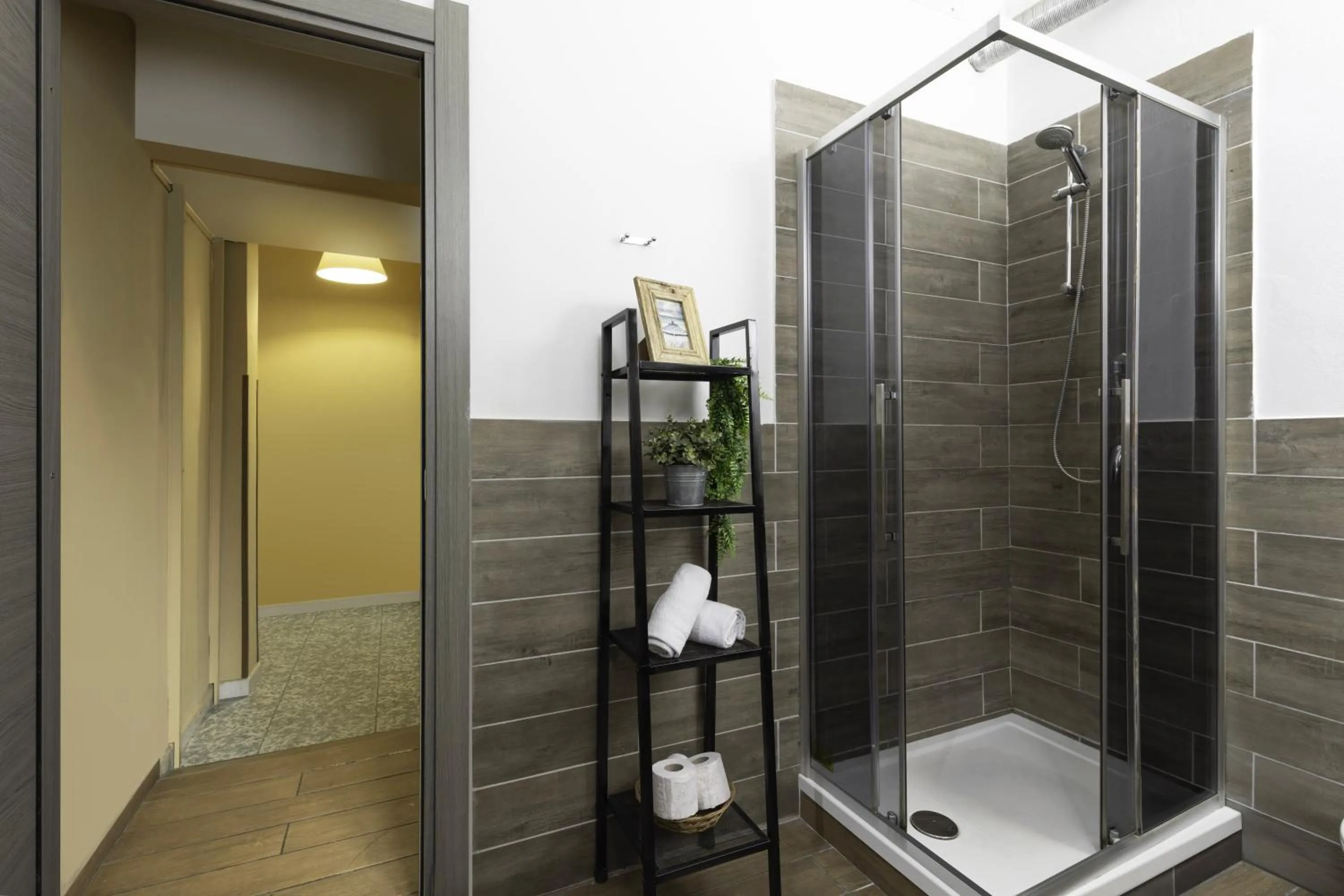 Bathroom in Kaliè Rooms Guest House