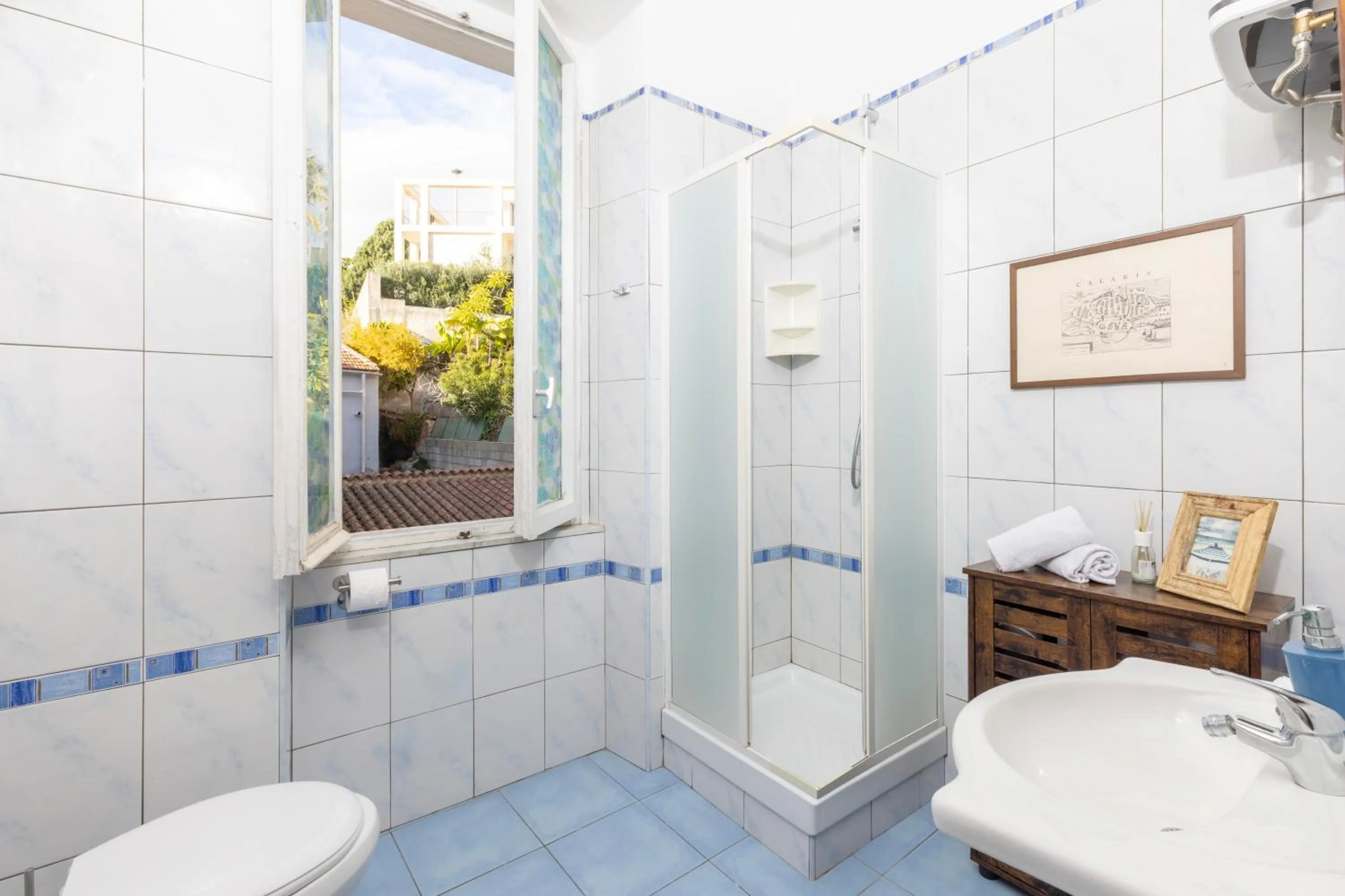 Bathroom in Kaliè Rooms Guest House