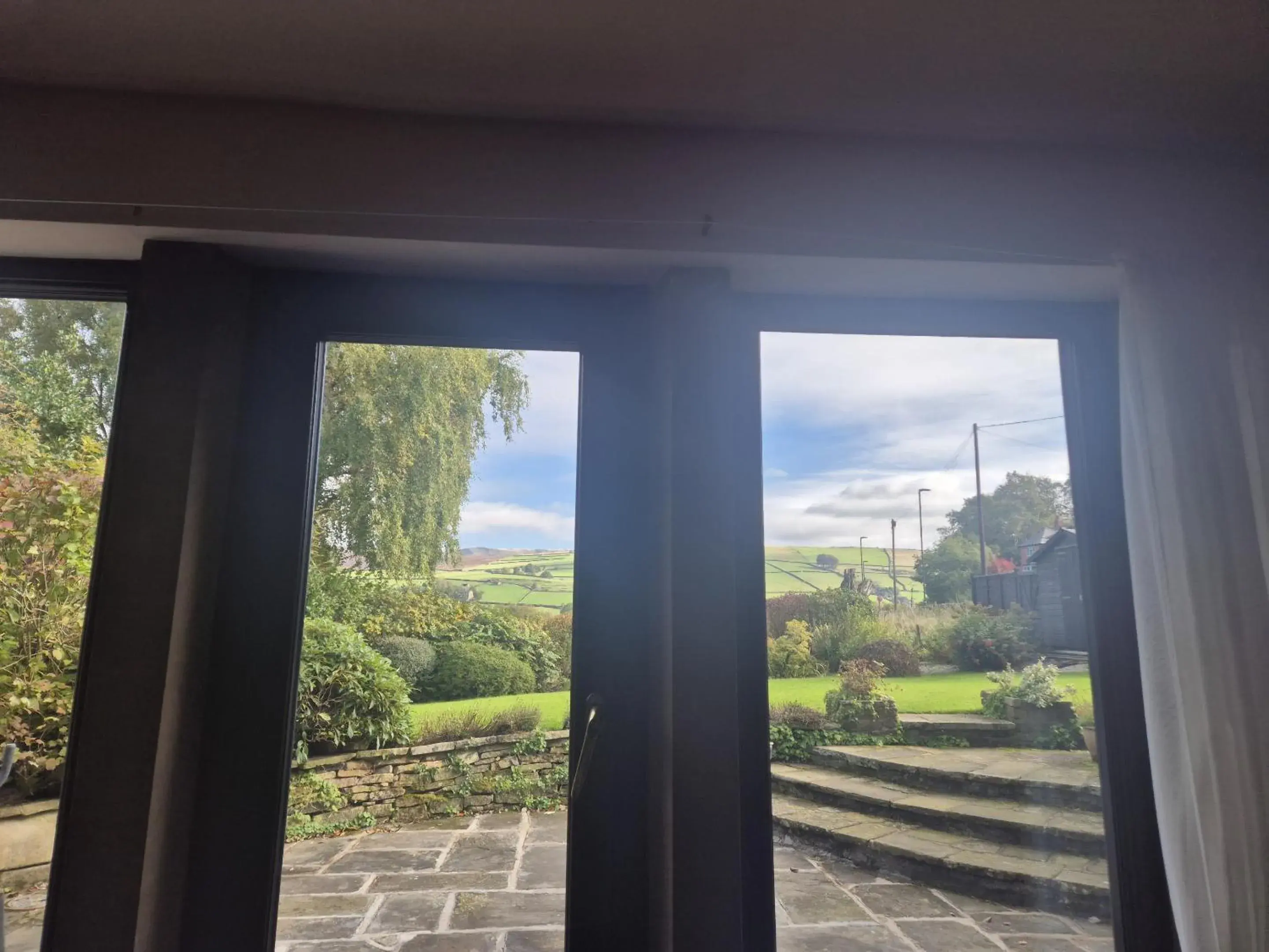 Living room in The Waltzing Weasel Living room in The Waltzing Weasel