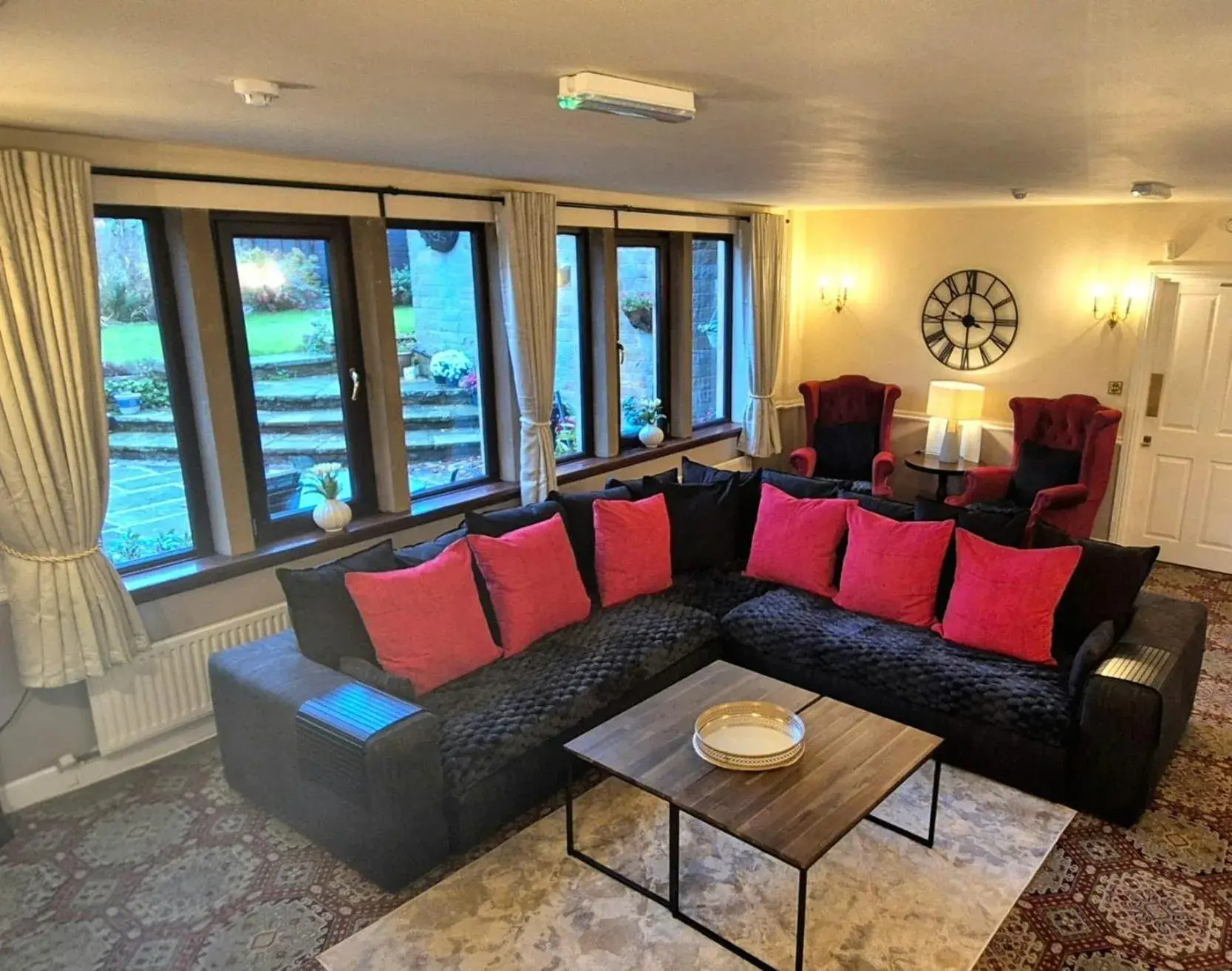 Living room in The Waltzing Weasel Living room in The Waltzing Weasel