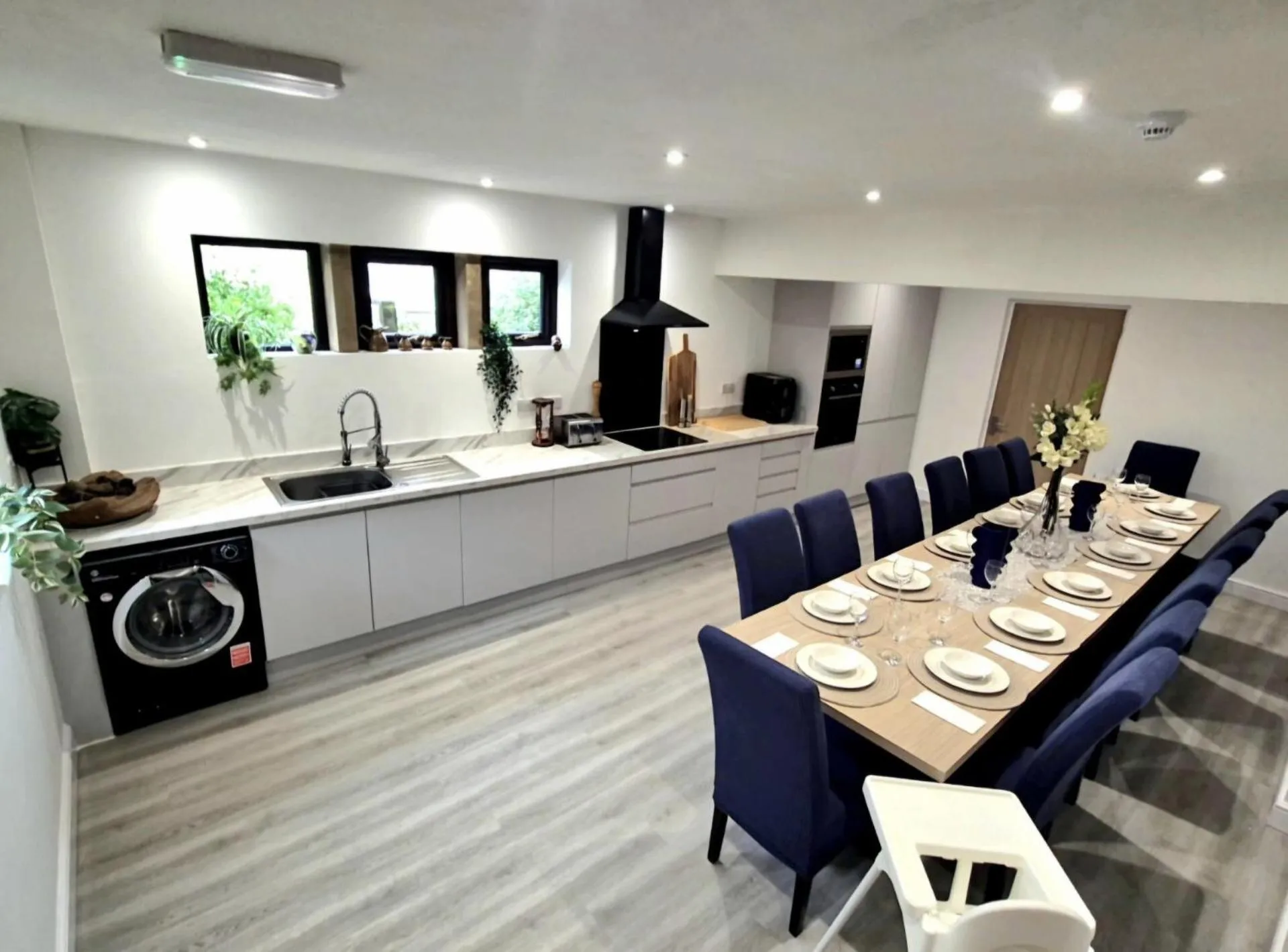 Kitchen or kitchenette in The Waltzing Weasel