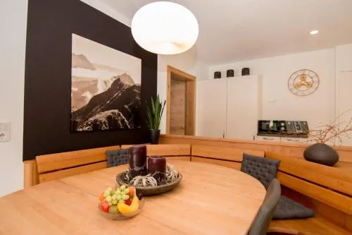 Haus Arnold - Privatzimmer und Ferienwohnungen