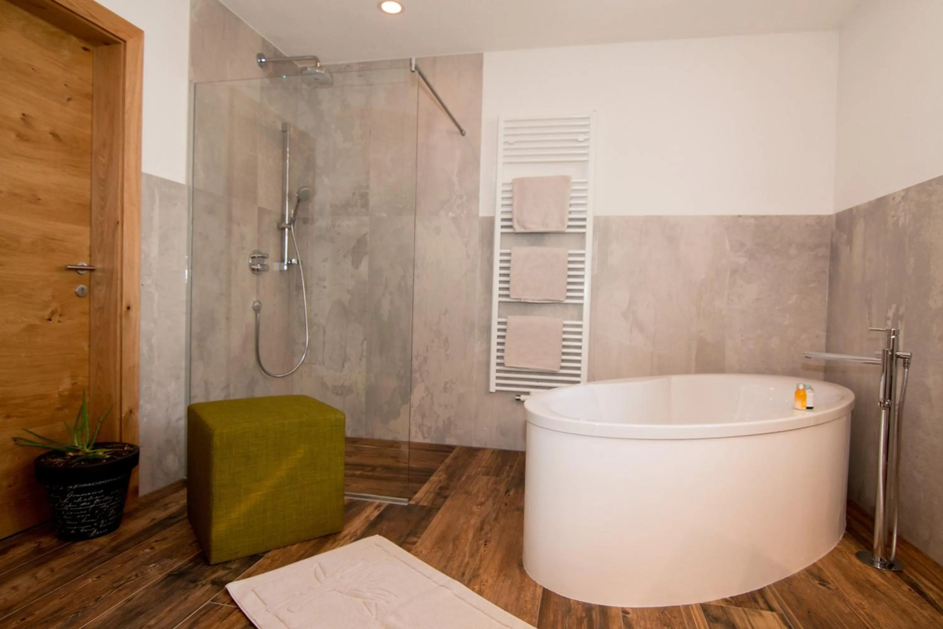 Bathroom in Haus Arnold - Privatzimmer und Ferienwohnungen