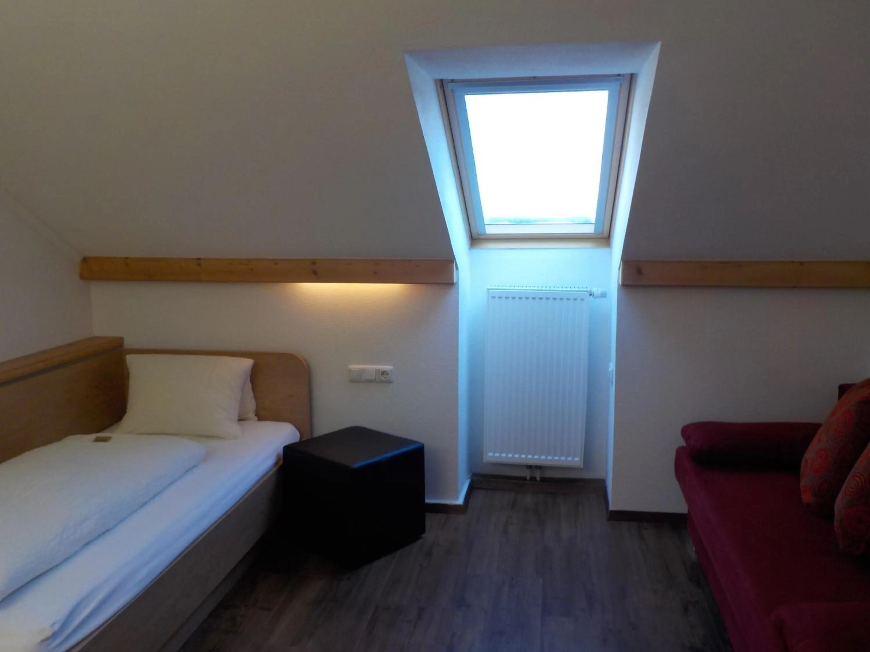 Bedroom, Bed in Haus Arnold - Privatzimmer und Ferienwohnungen