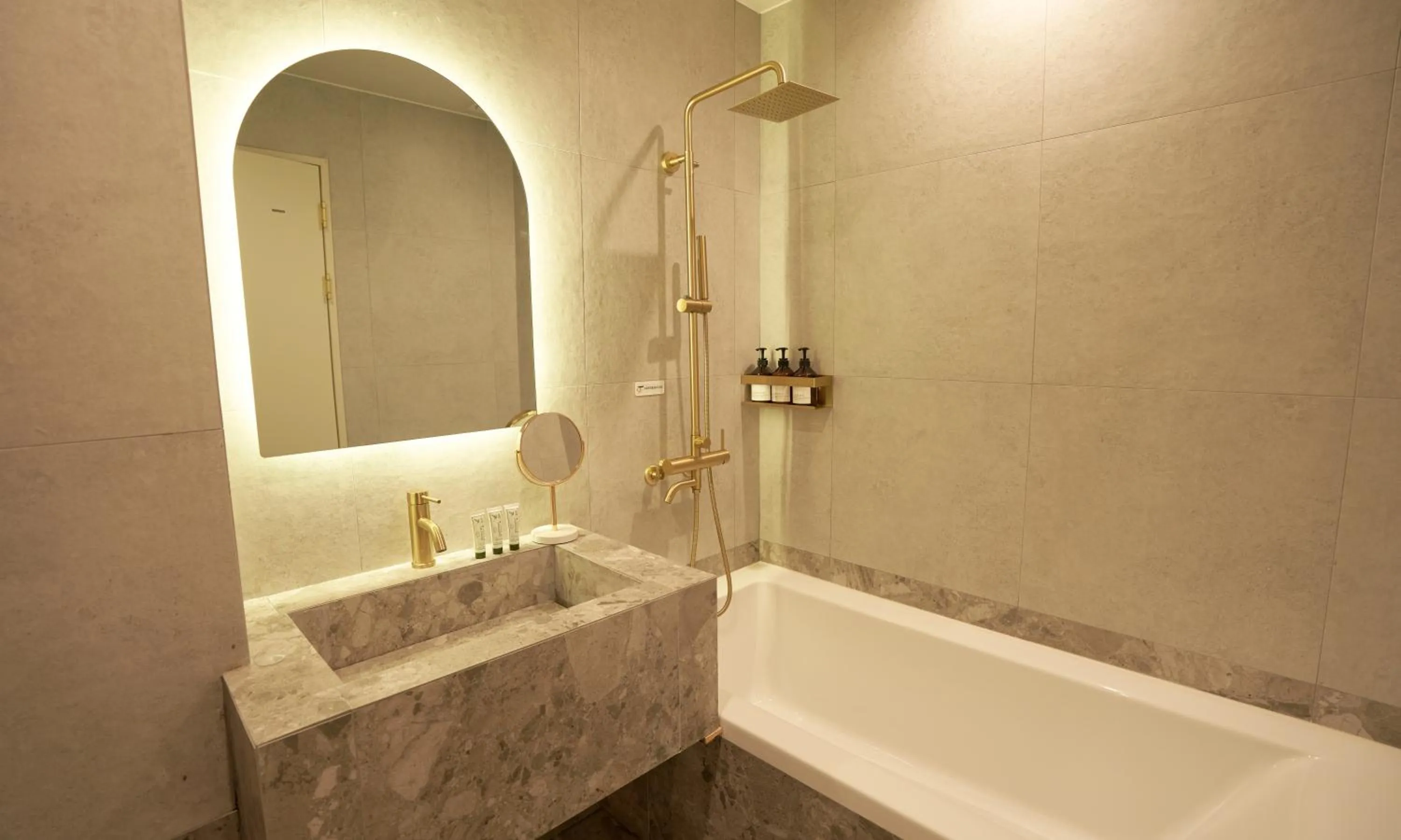 Bathroom in Brown Dot Hotel Gunsan Terminal Branch