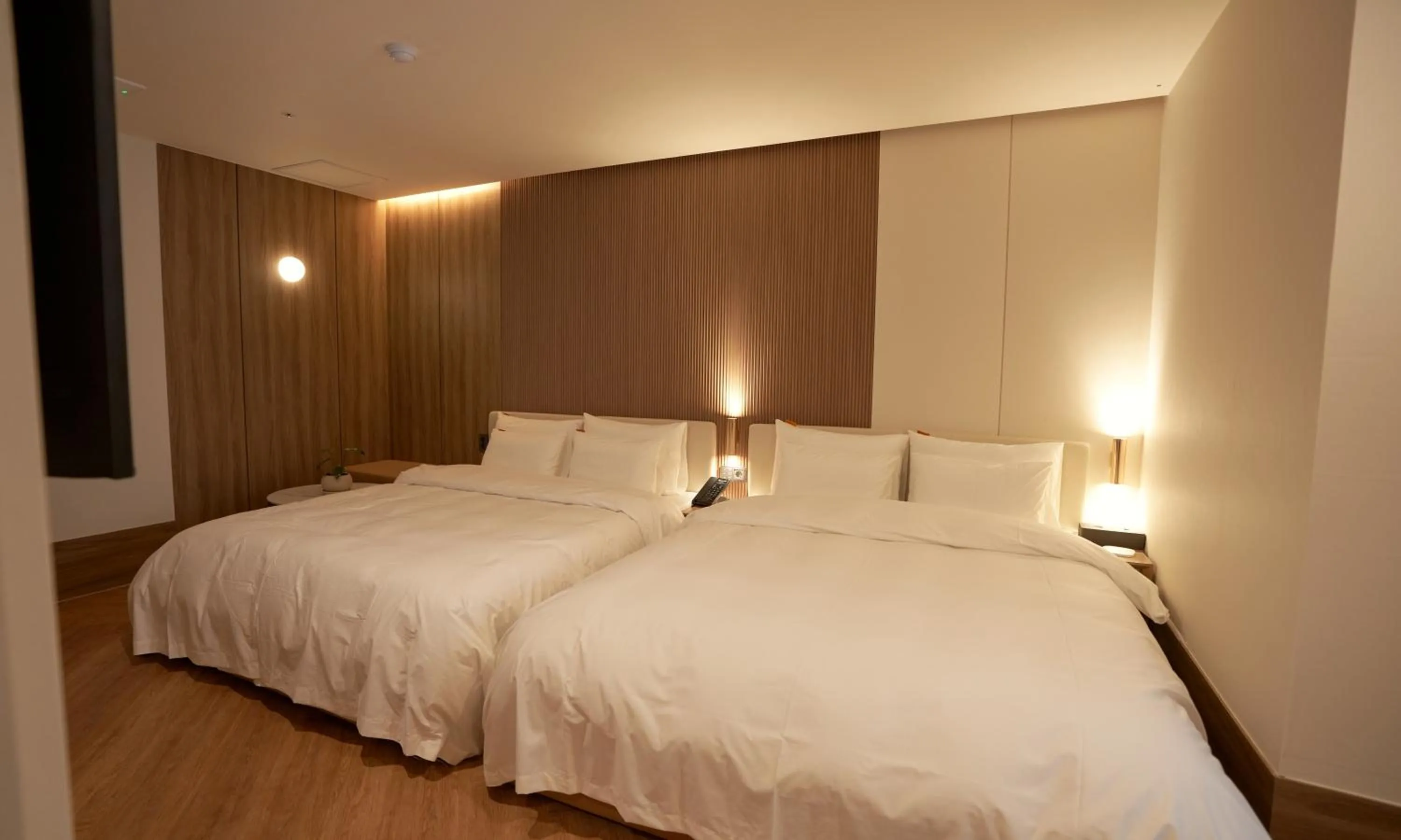Bed in Brown Dot Hotel Gunsan Terminal Branch