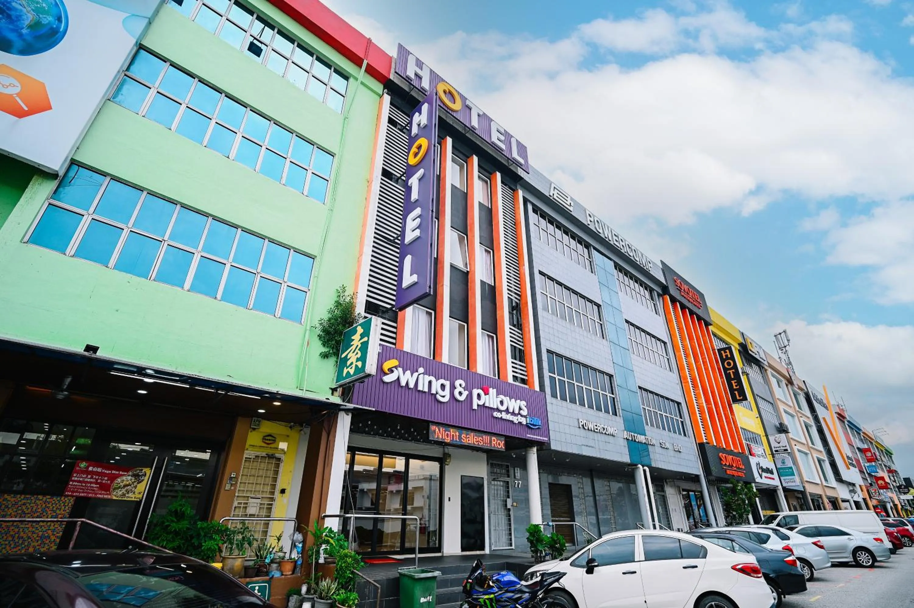 Property building in Swing & Pillows - Kelana Jaya Selangor