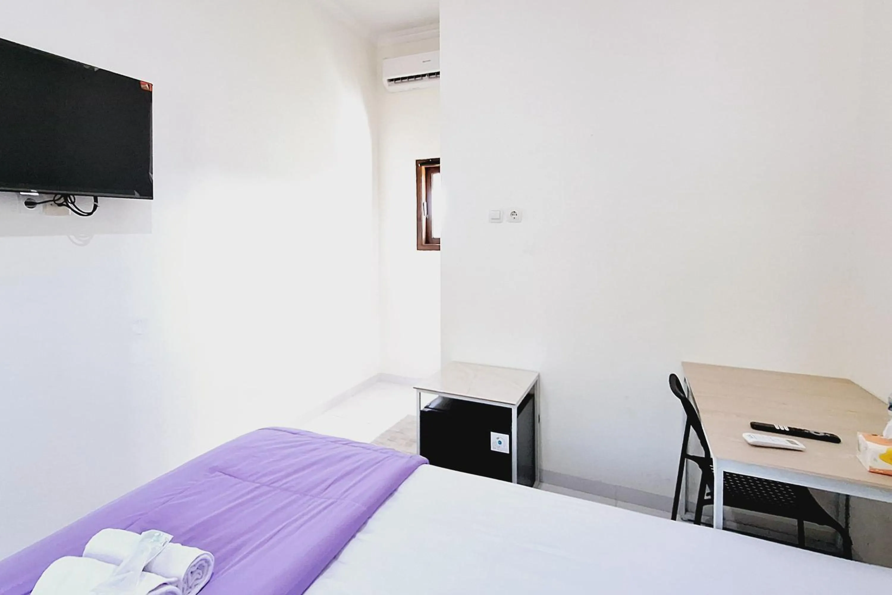 Bedroom, Bed in Sendang Syariah RedPartner