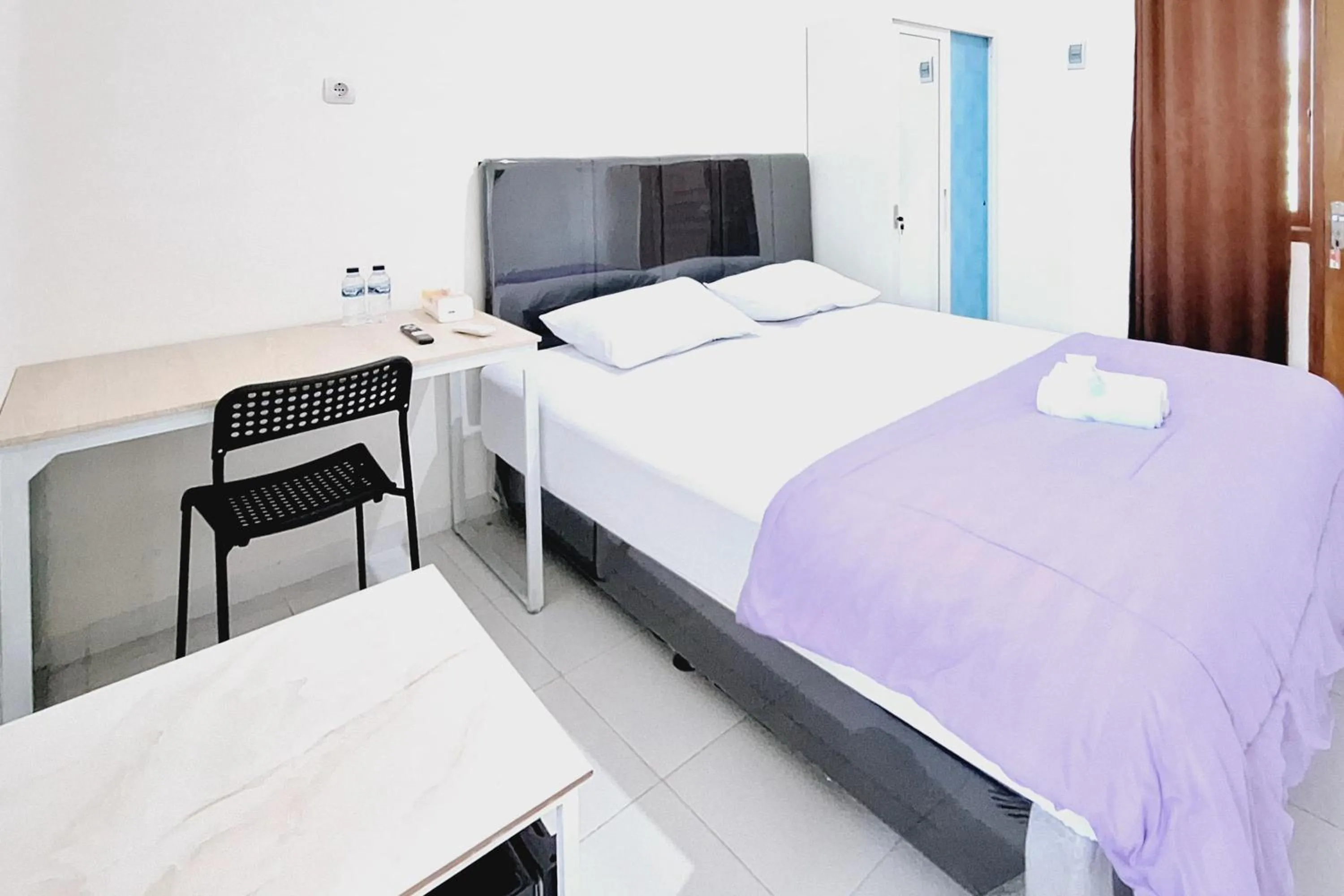 Bedroom, Bed in Sendang Syariah RedPartner