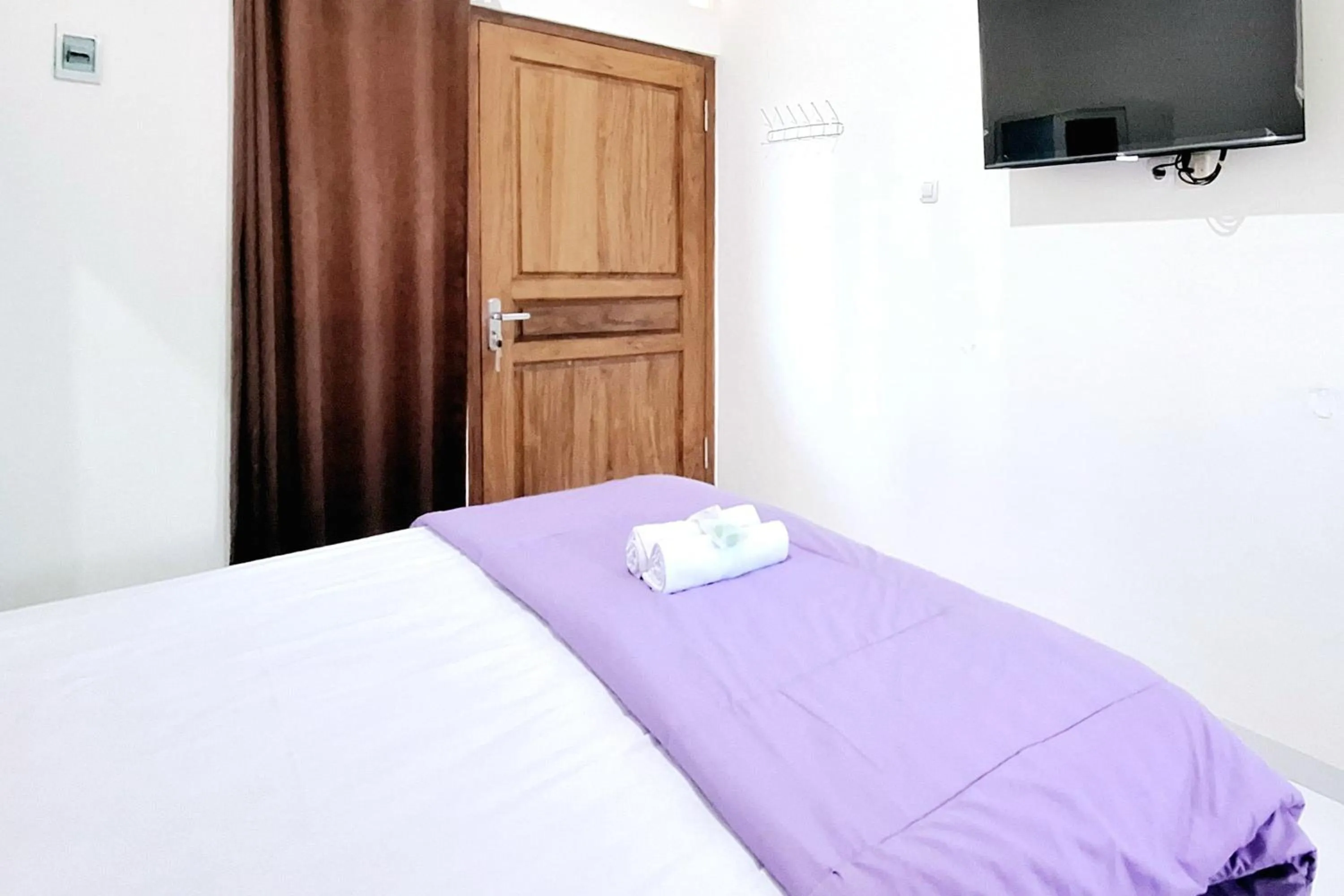 Bedroom, Bed in Sendang Syariah RedPartner