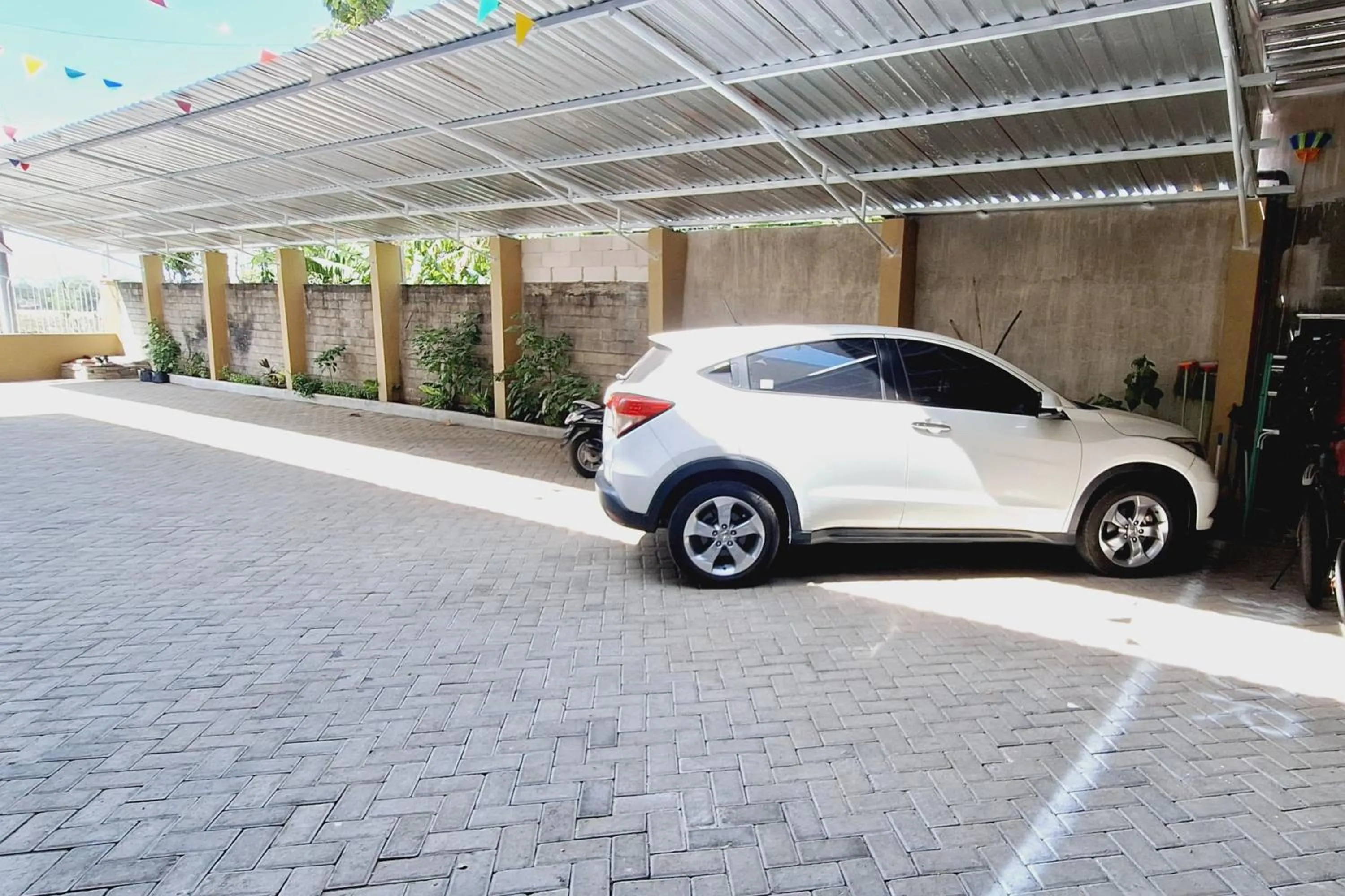 Parking in Sendang Syariah RedPartner