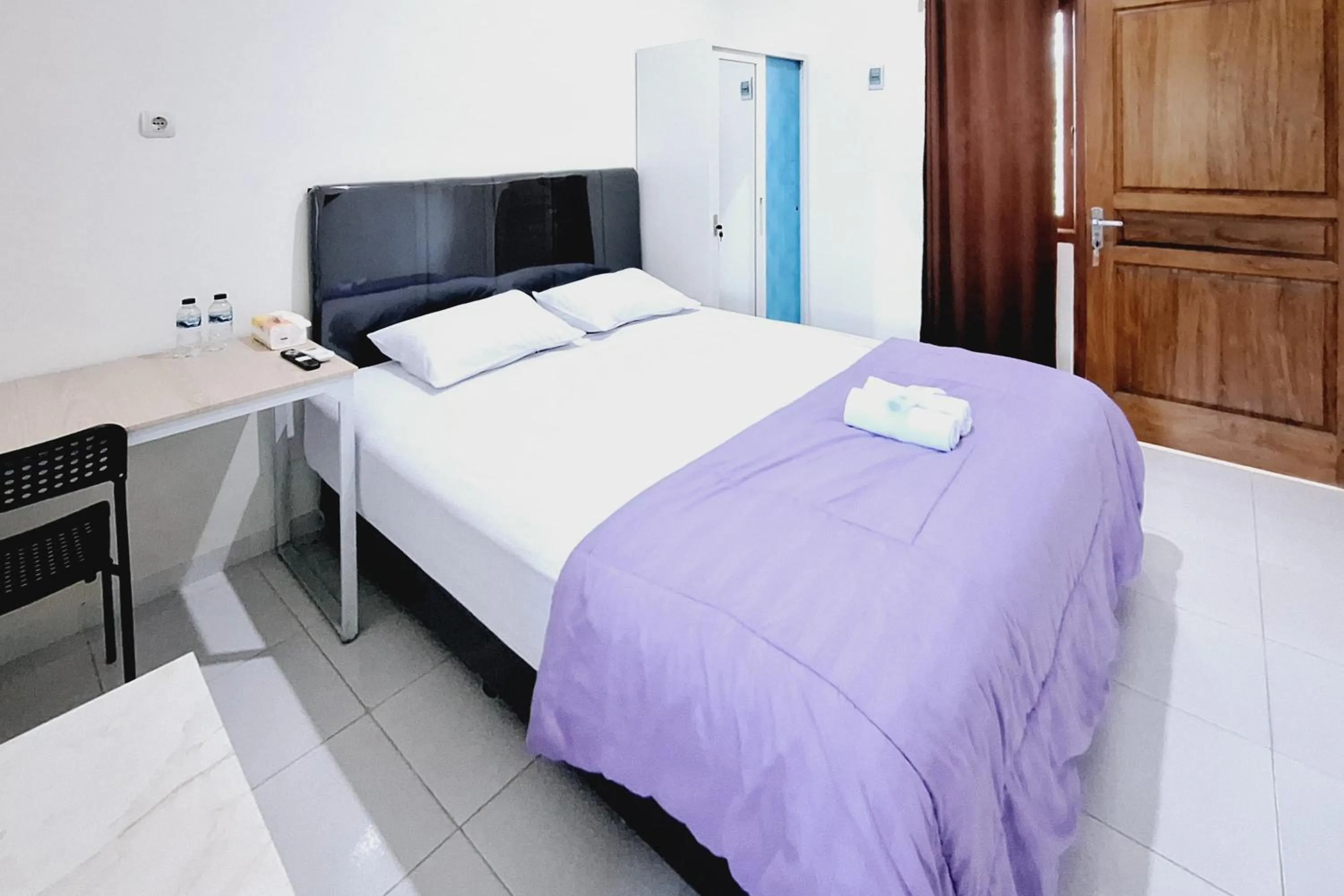 Bedroom, Bed in Sendang Syariah RedPartner