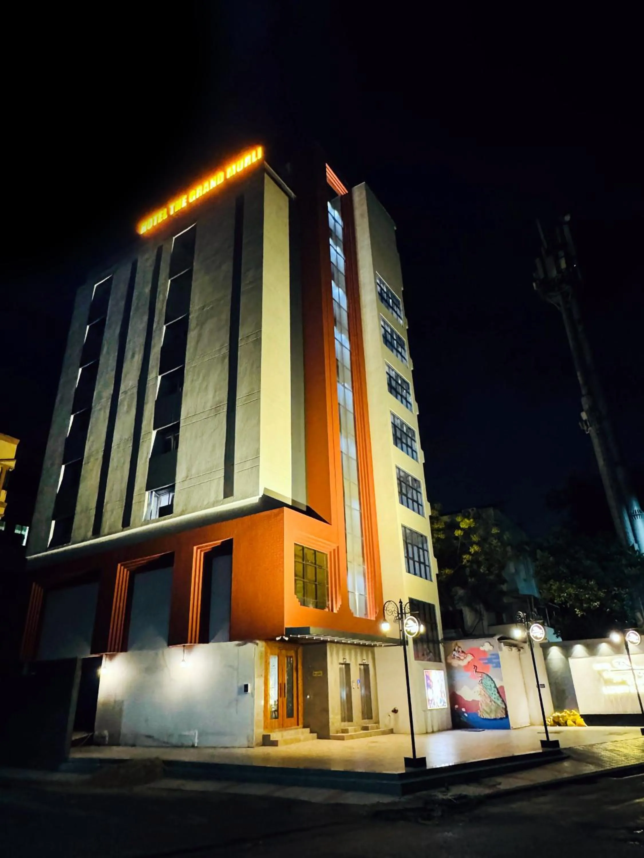 Property building in The Grand Murli Hotel, City Light Road, Surat