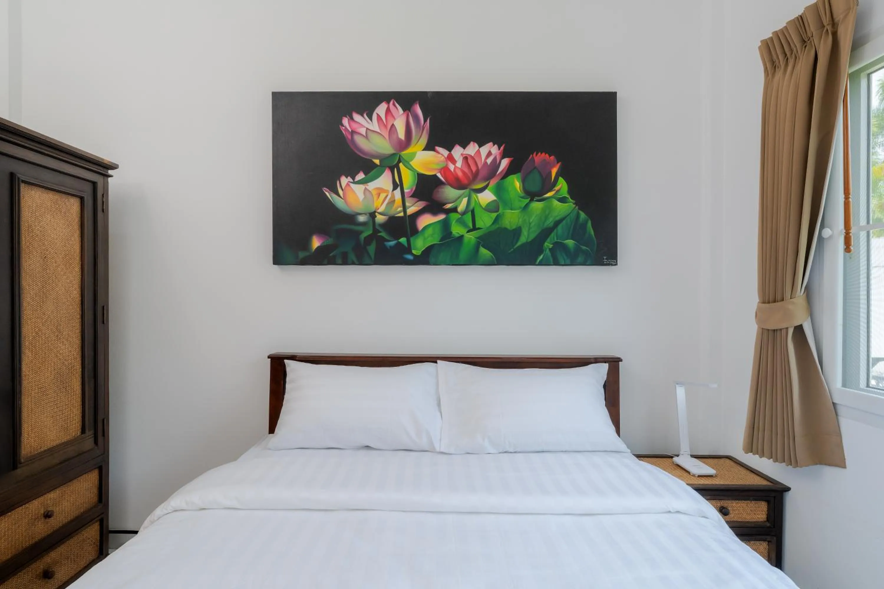 Bedroom, Bed in Orchid Paradise Homes OPV 28