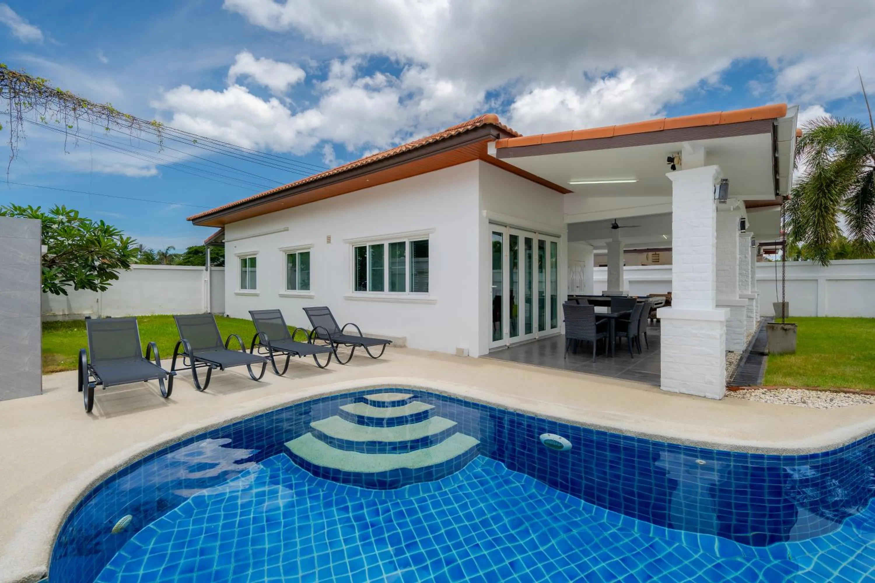 Property building in Orchid Paradise Homes OPV 28