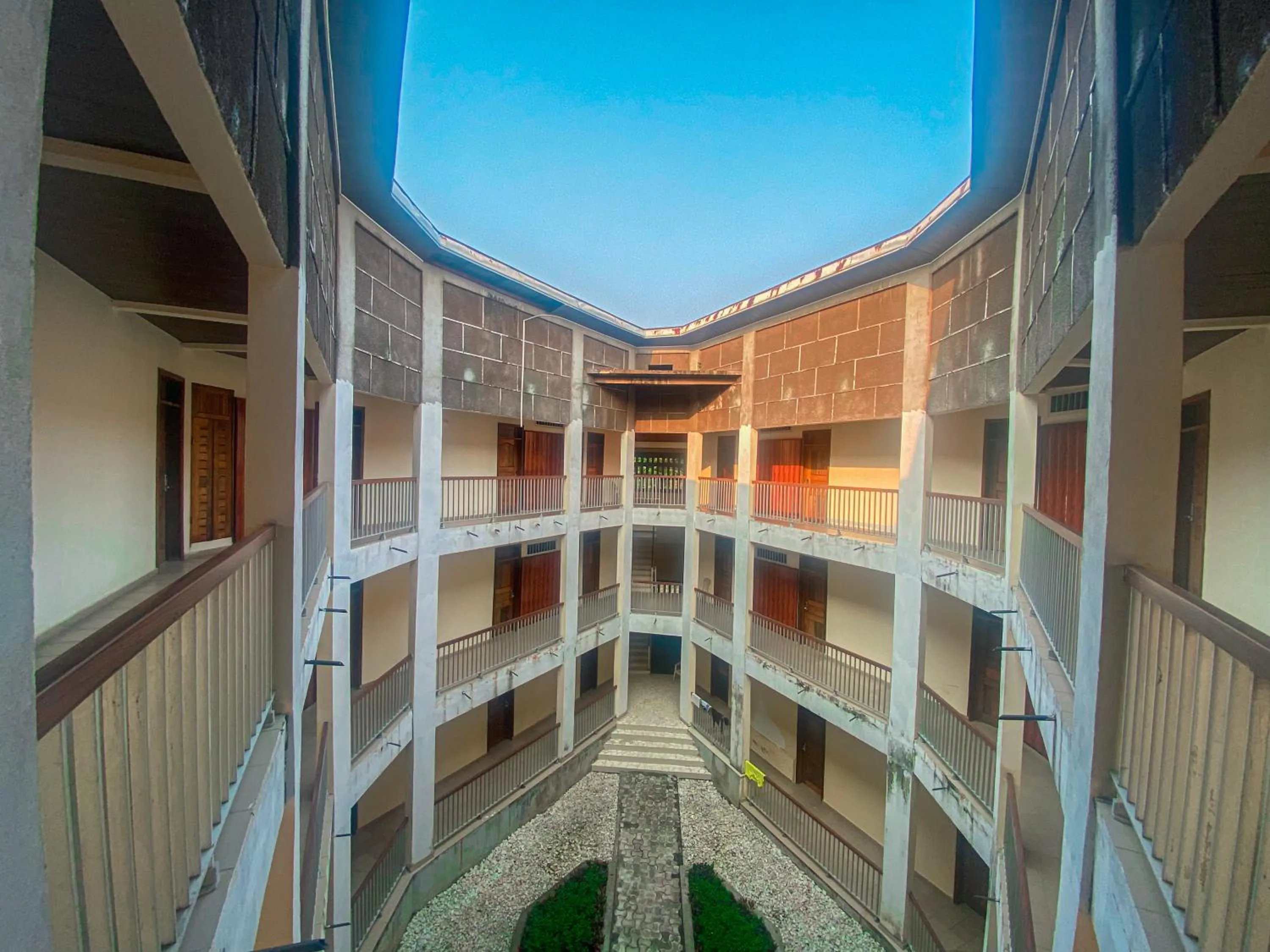 Property building in Hôtel Framotel Kribi