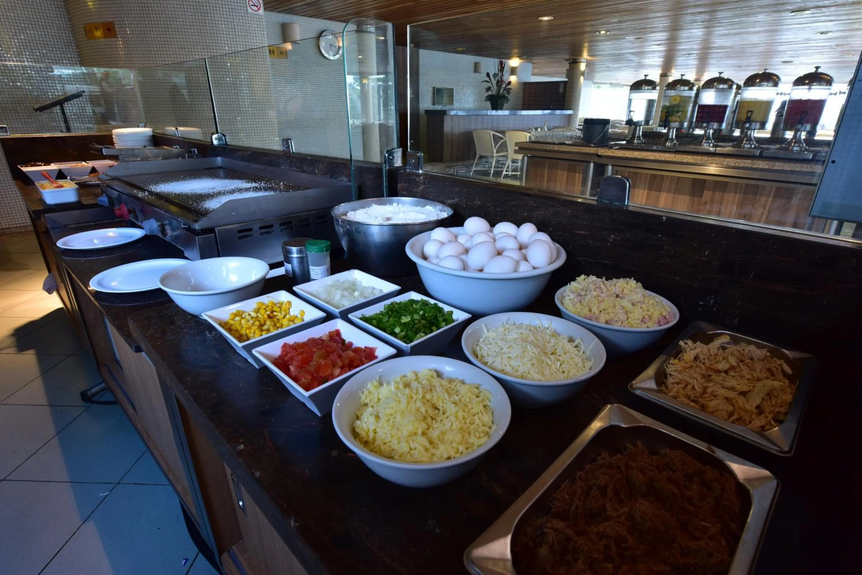 Restaurant/places to eat in Afago Mareiro Hotel