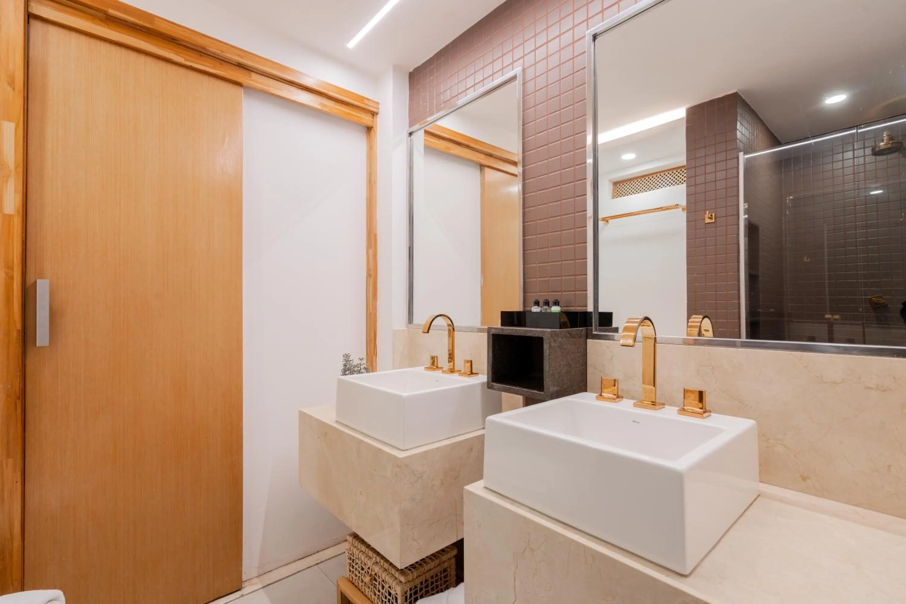 Bathroom in Afago Mareiro Hotel