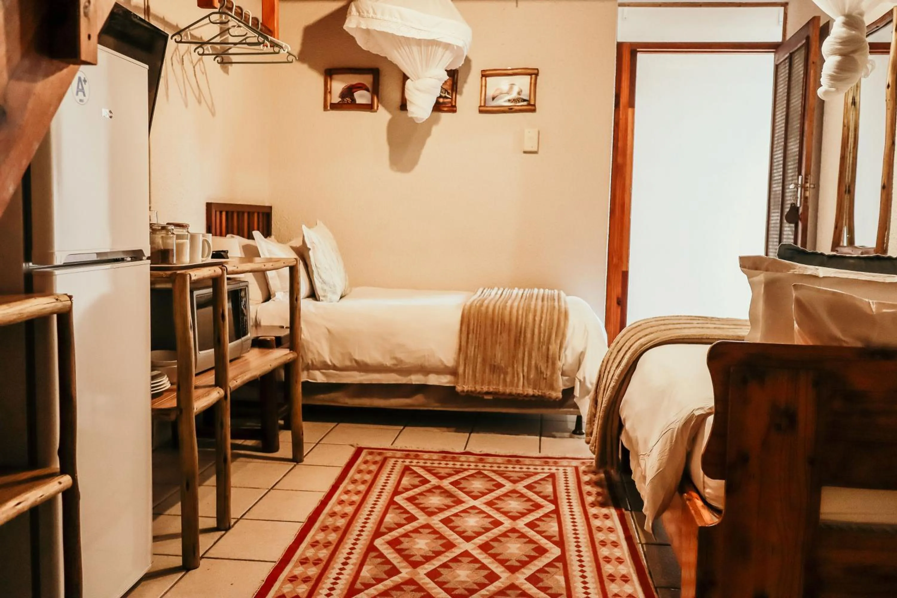 Bed in A Traveller's Palm