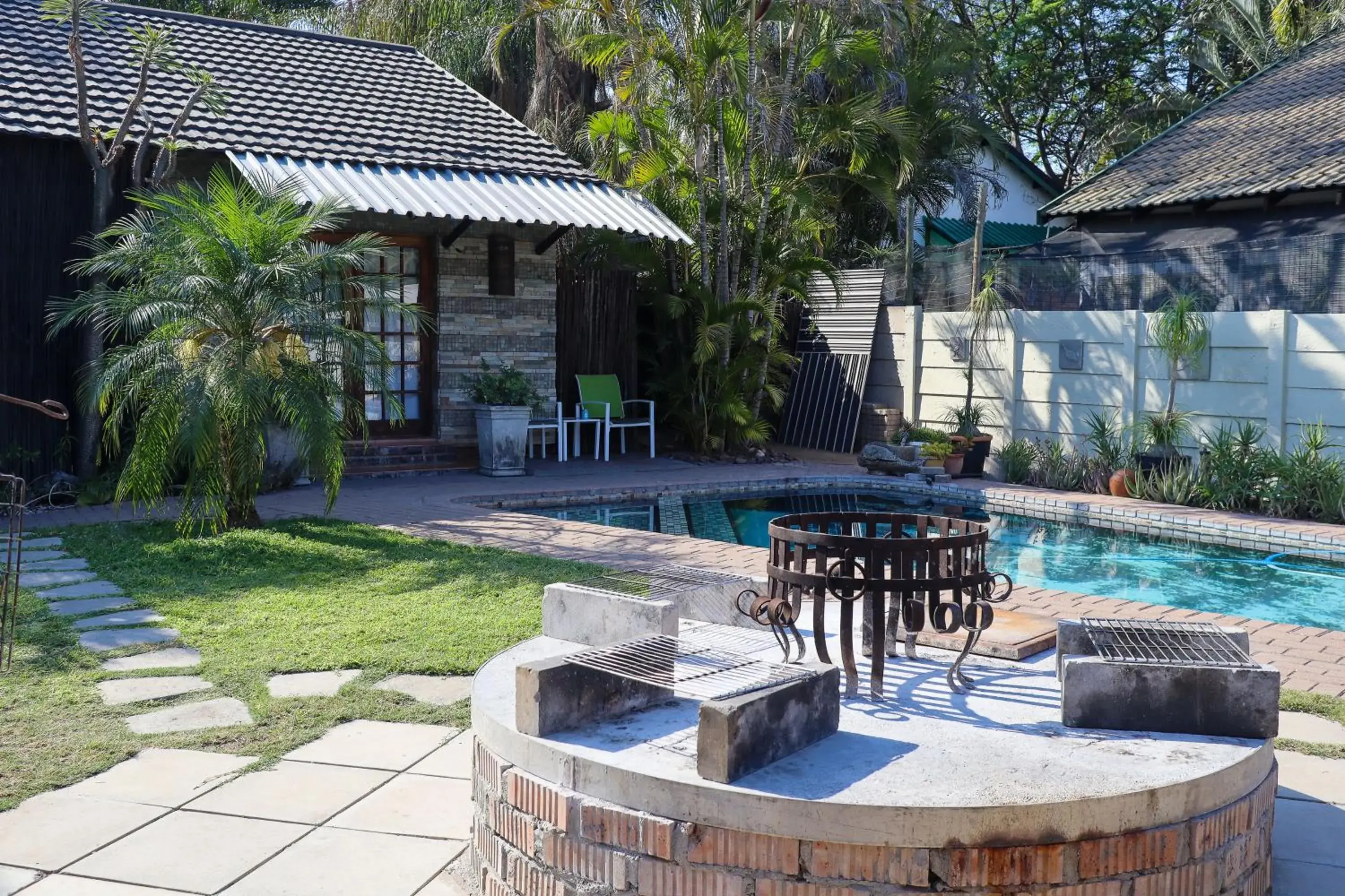 Double Room with Pool View - single occupancy in A Traveller's Palm Double Room with Pool View - single occupancy in A Traveller's Palm