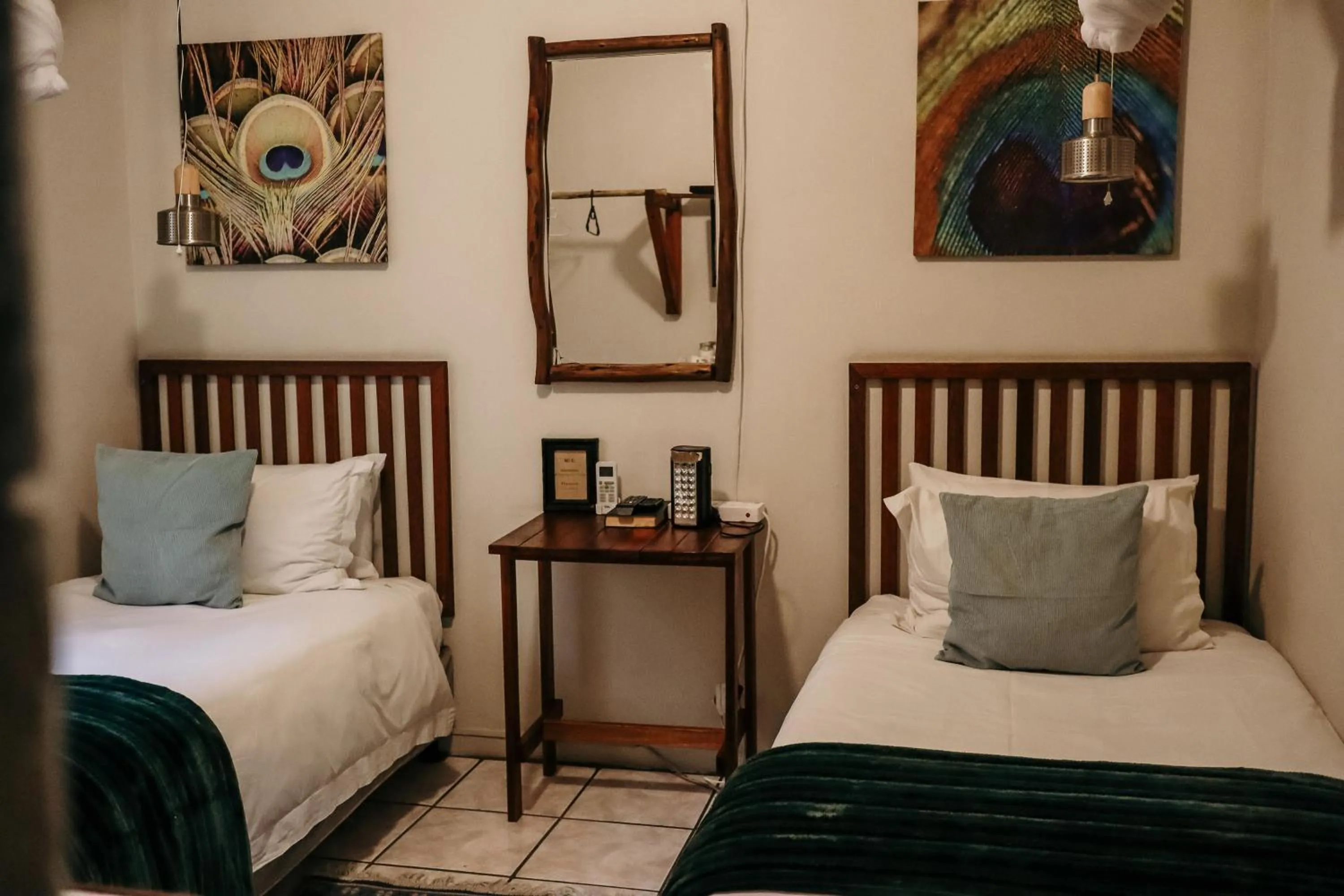 Bed in A Traveller's Palm