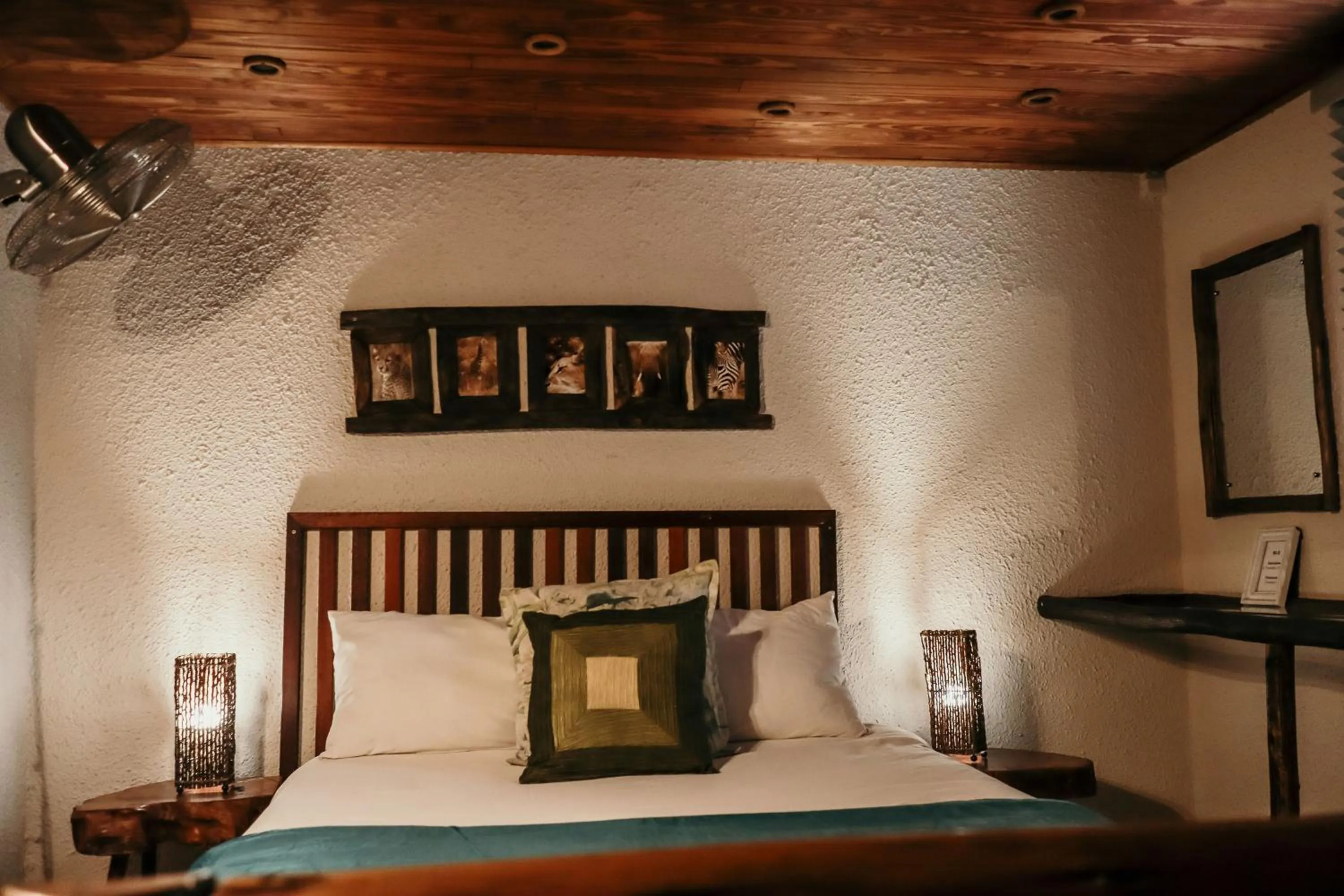 Bed in A Traveller's Palm