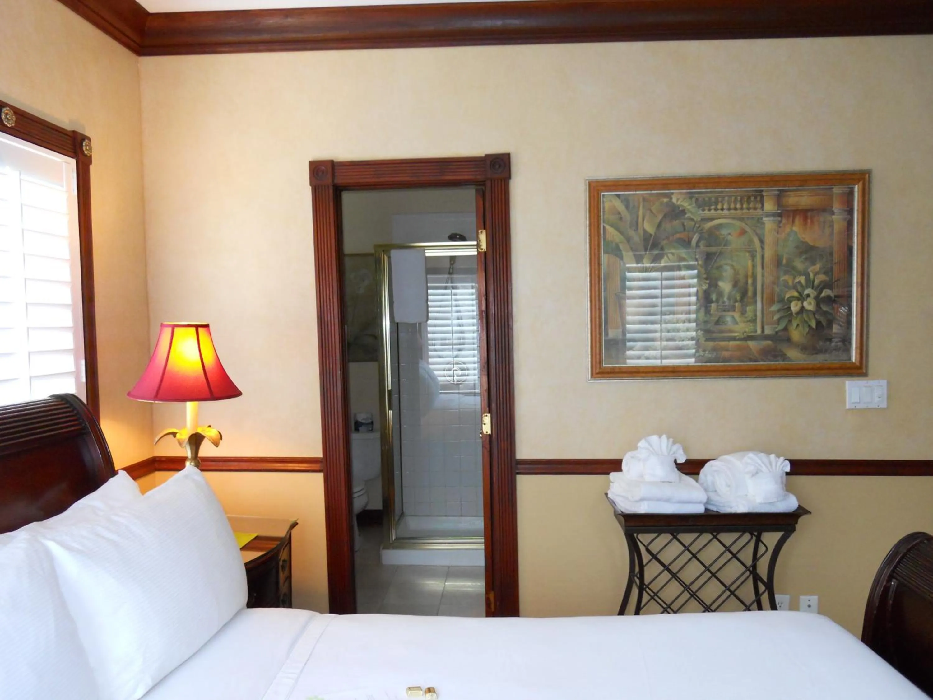 Bedroom, Bed in Duval Inn - Key West