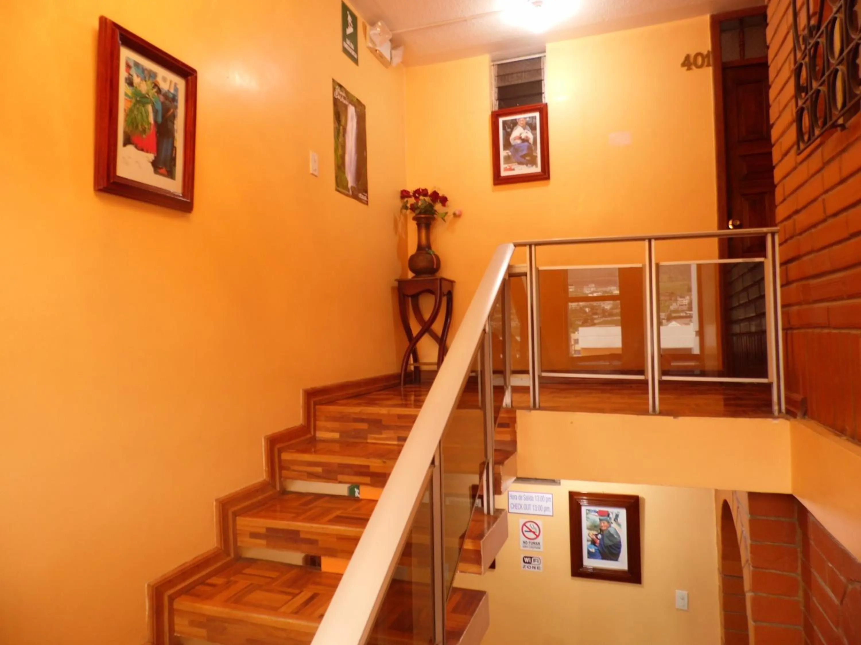 Decorative detail in HOTEL El INDIO